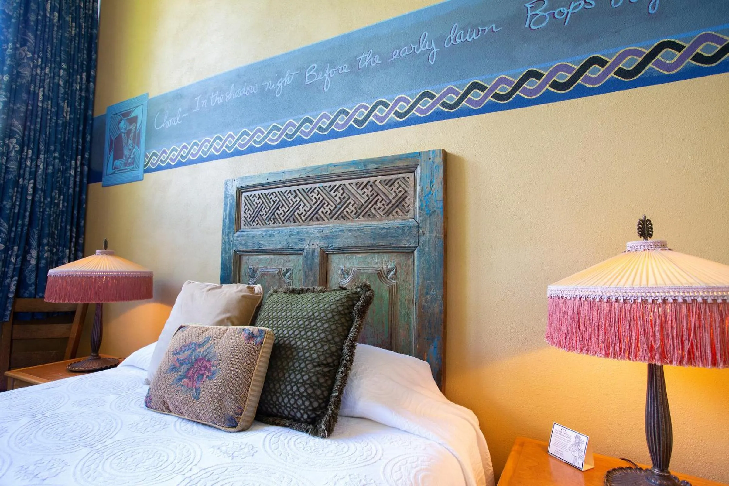 Bed in McMenamins Kennedy School