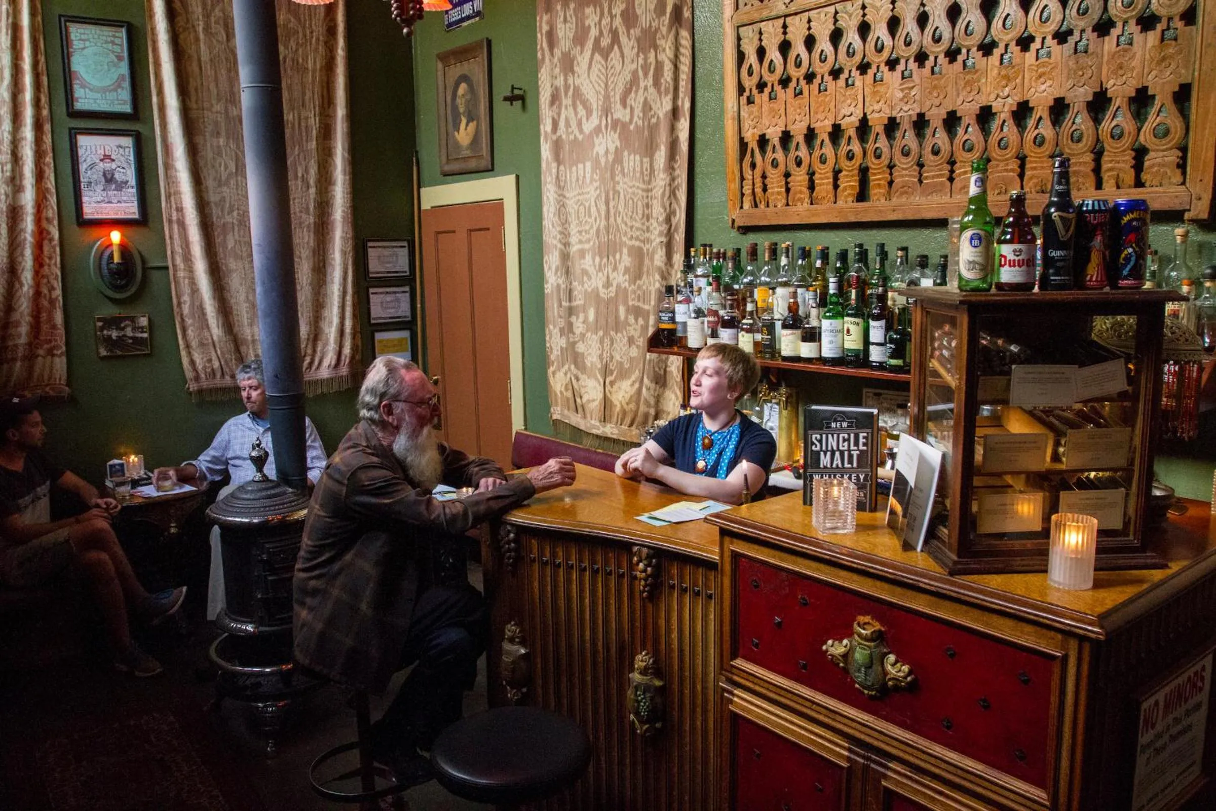 Lounge or bar in McMenamins Kennedy School