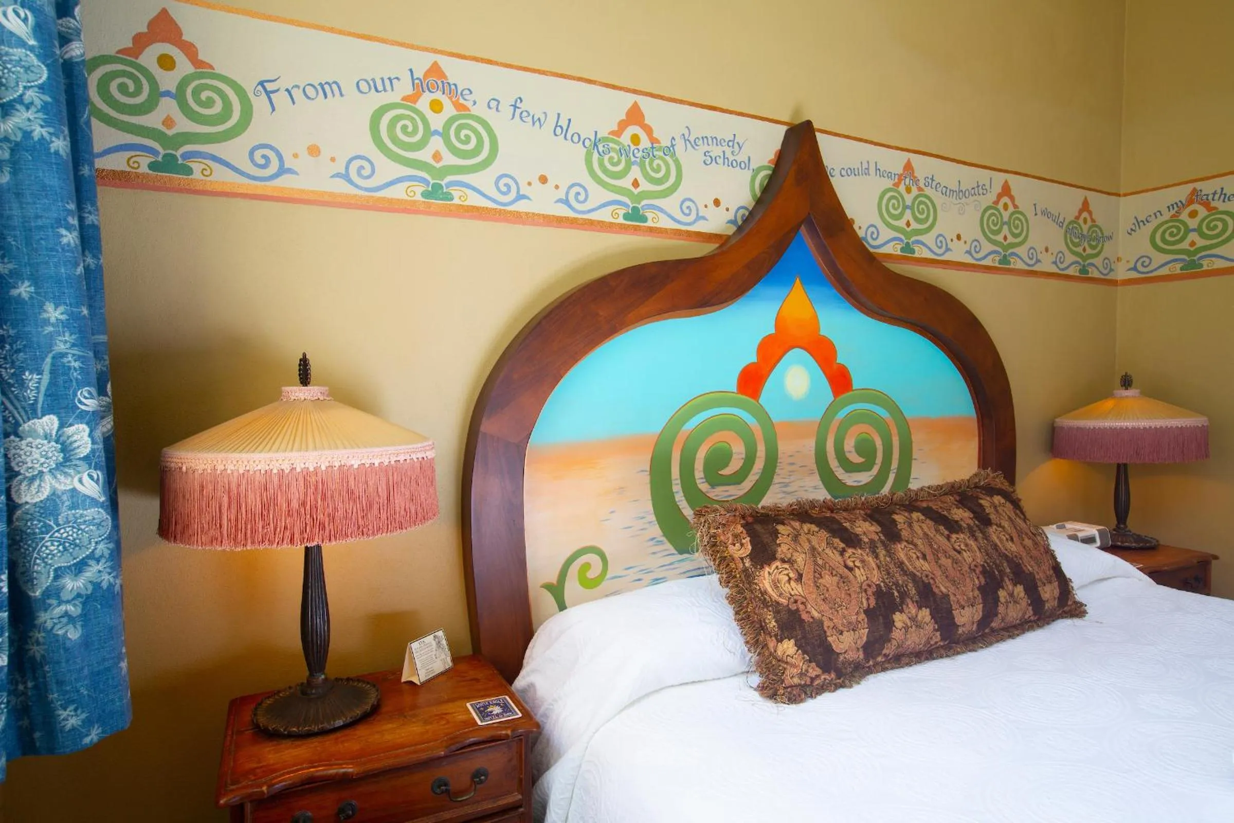 Bed in McMenamins Kennedy School