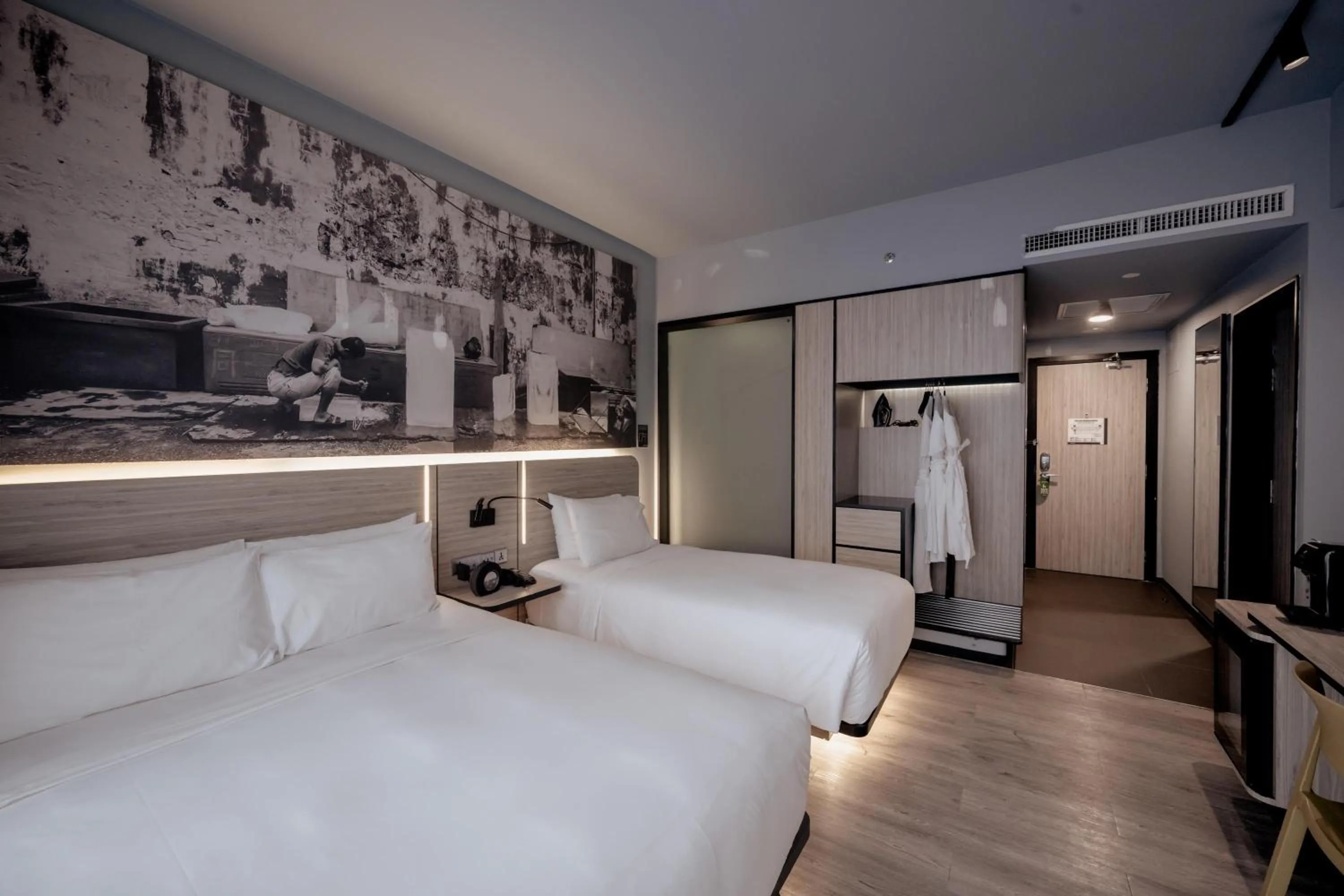 Bed in The Kuala Lumpur Journal Hotel