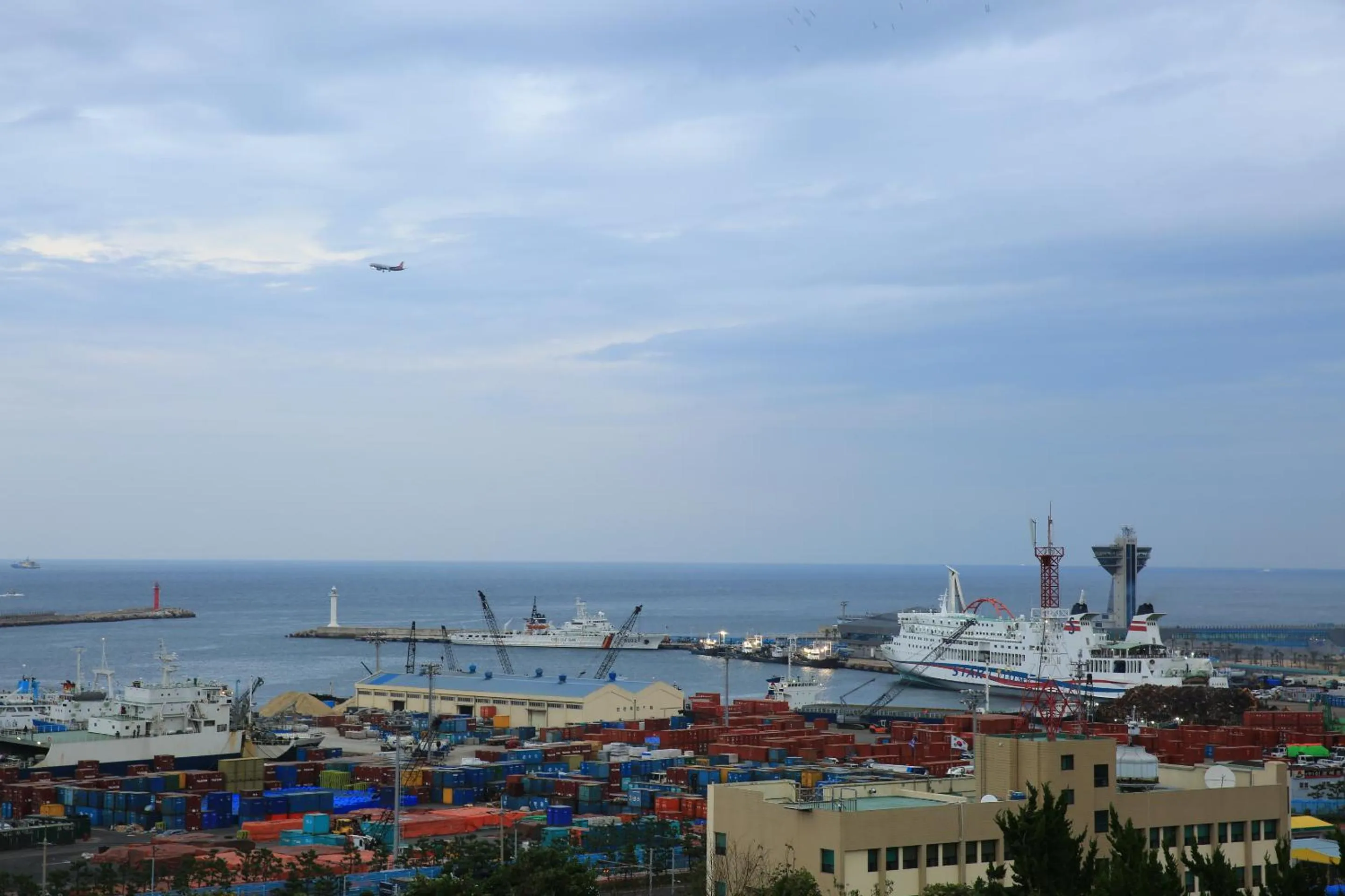 Sea view in Harbor Hotel