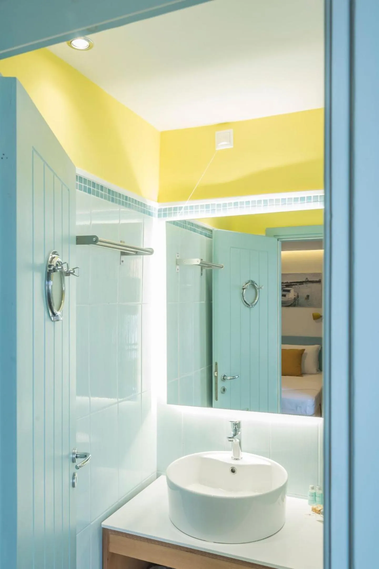 Bathroom in Saronis Hotel Agistri - Adults Only