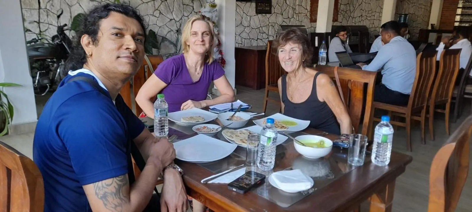 Restaurant/places to eat in Capital Regency