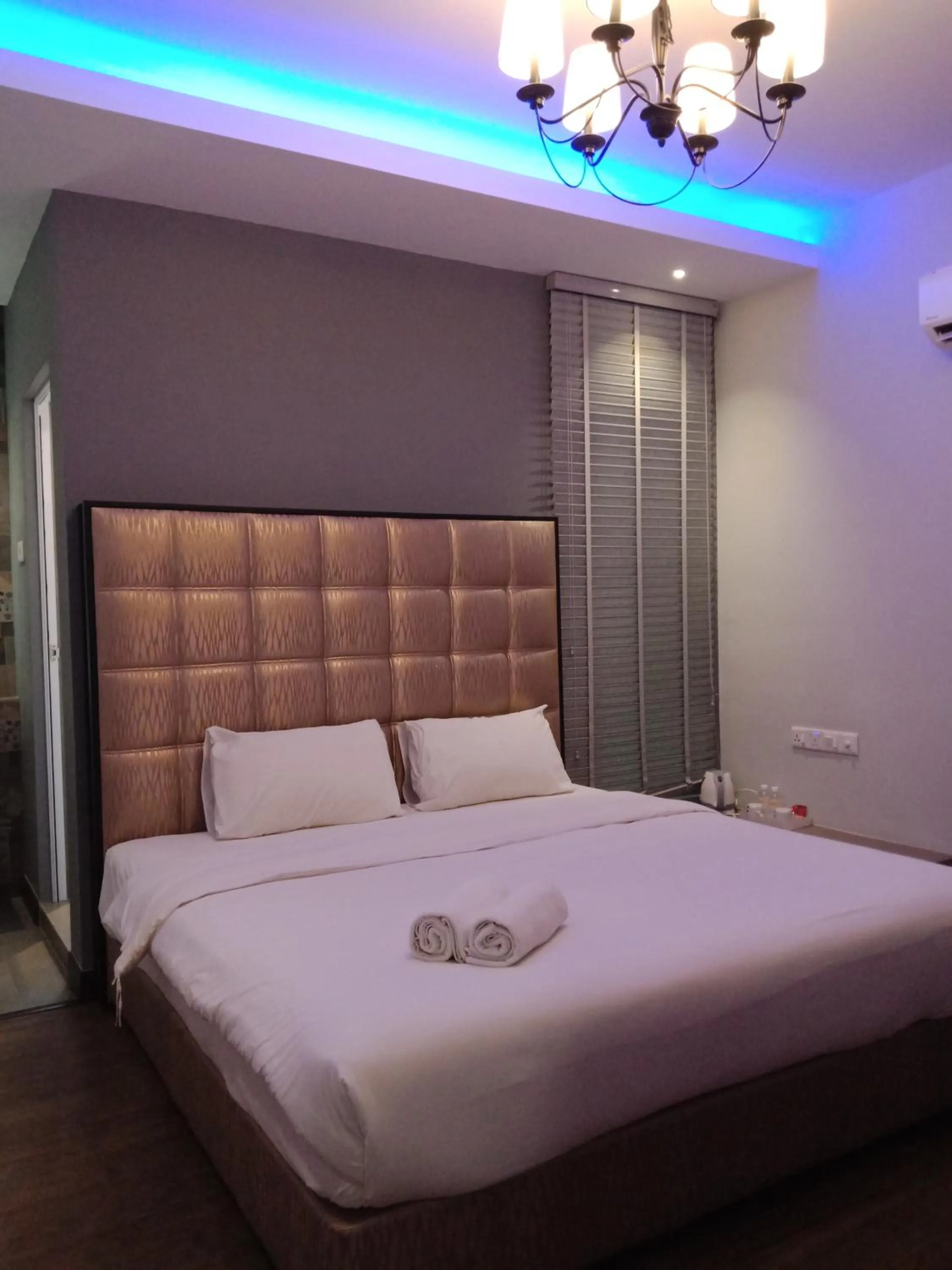 Bed in Lemon 8 Boutique Hotel @ Melaka