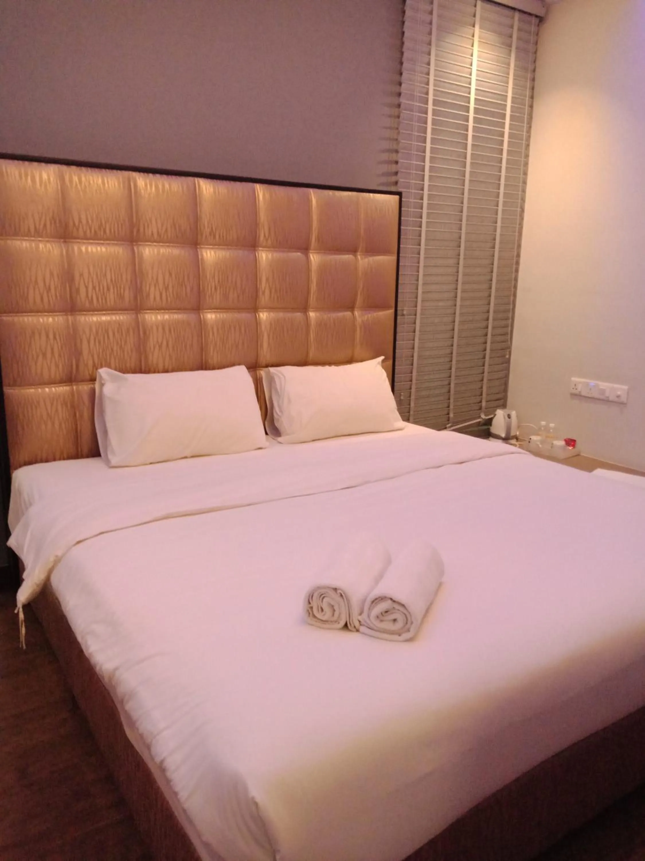 Bed in Lemon 8 Boutique Hotel @ Melaka