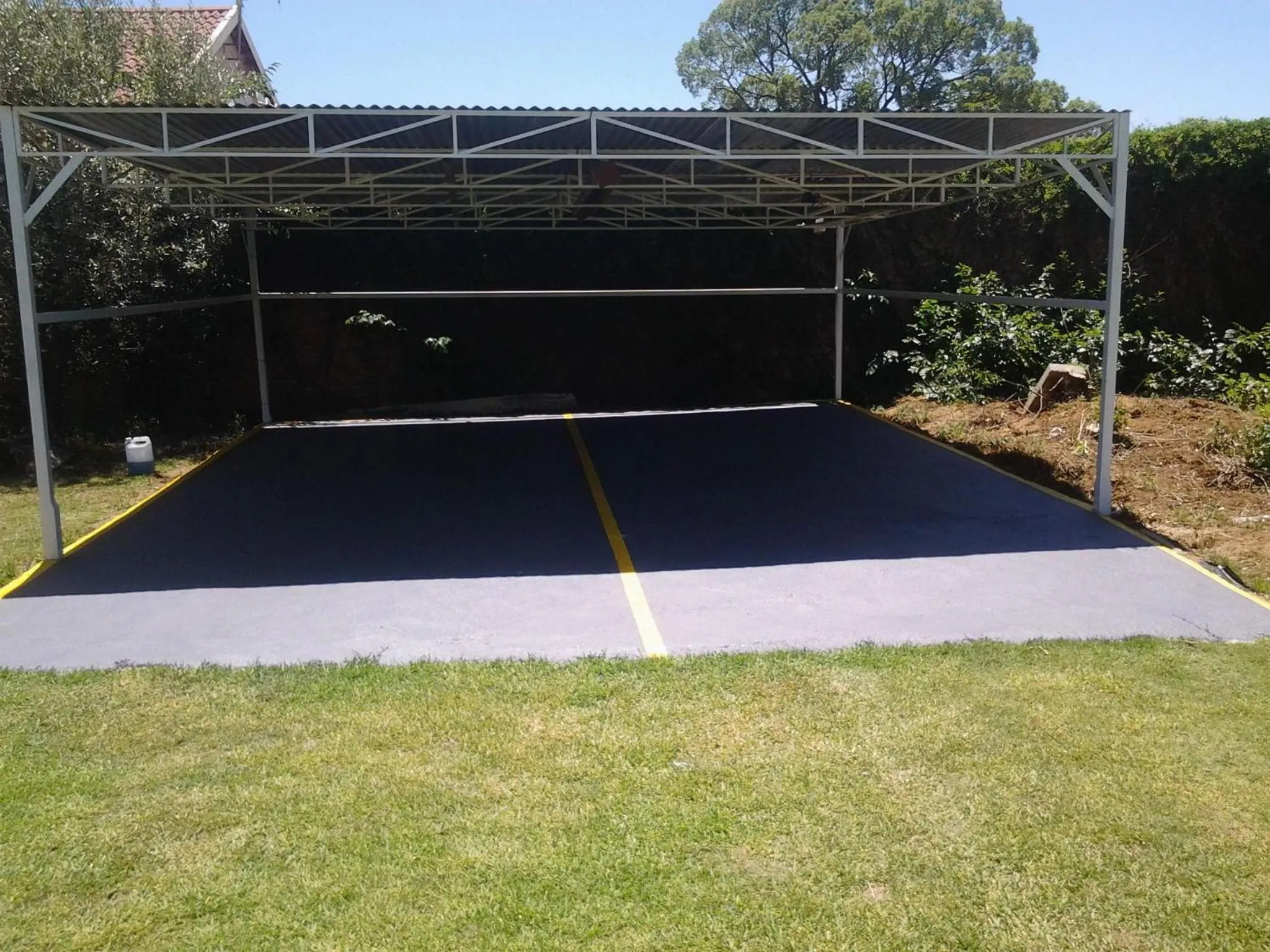 Parking in The Lighthouse Guesthouse