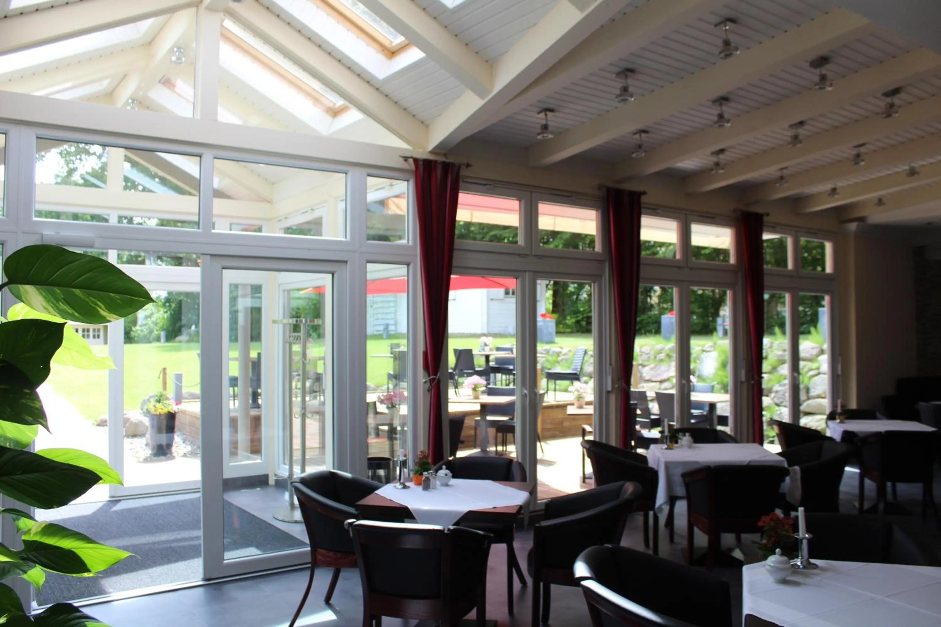 Restaurant/places to eat in Hotel Villa Passion