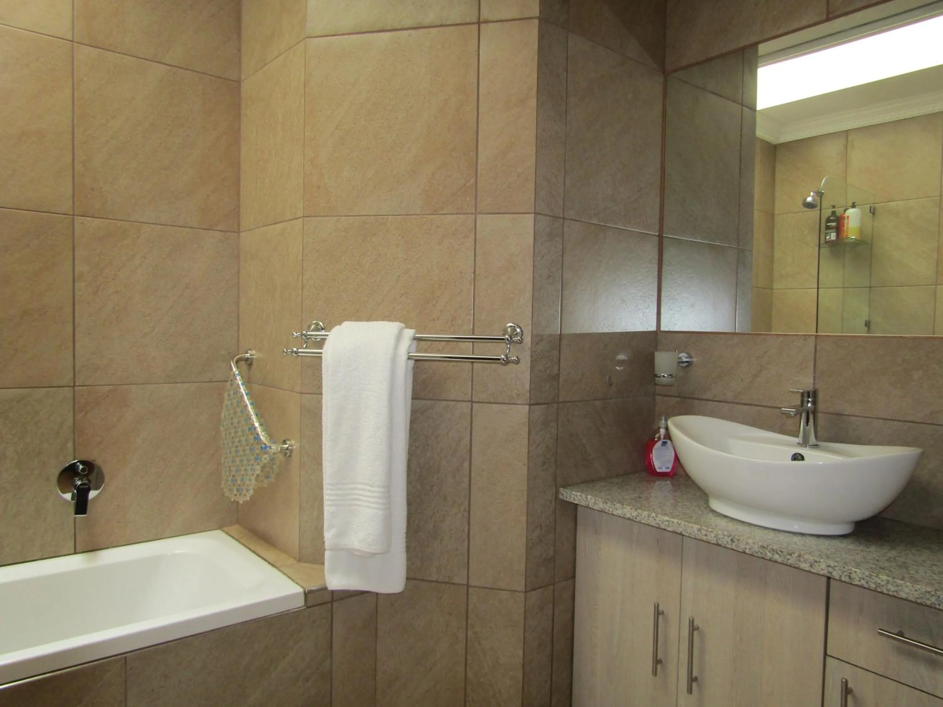 Misty Blue Bed and Breakfast