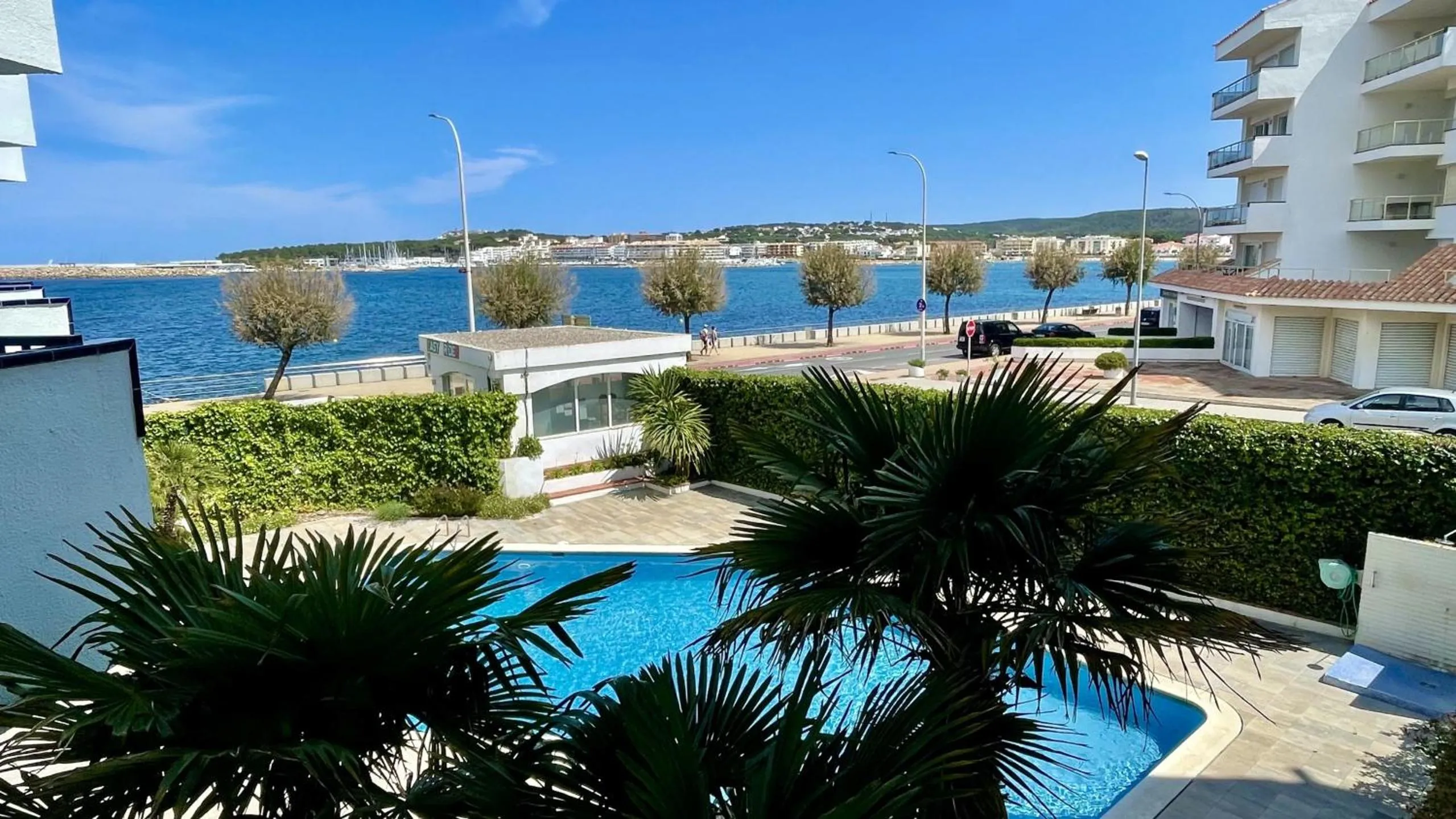 Pool view in Passeig Del Mar 01