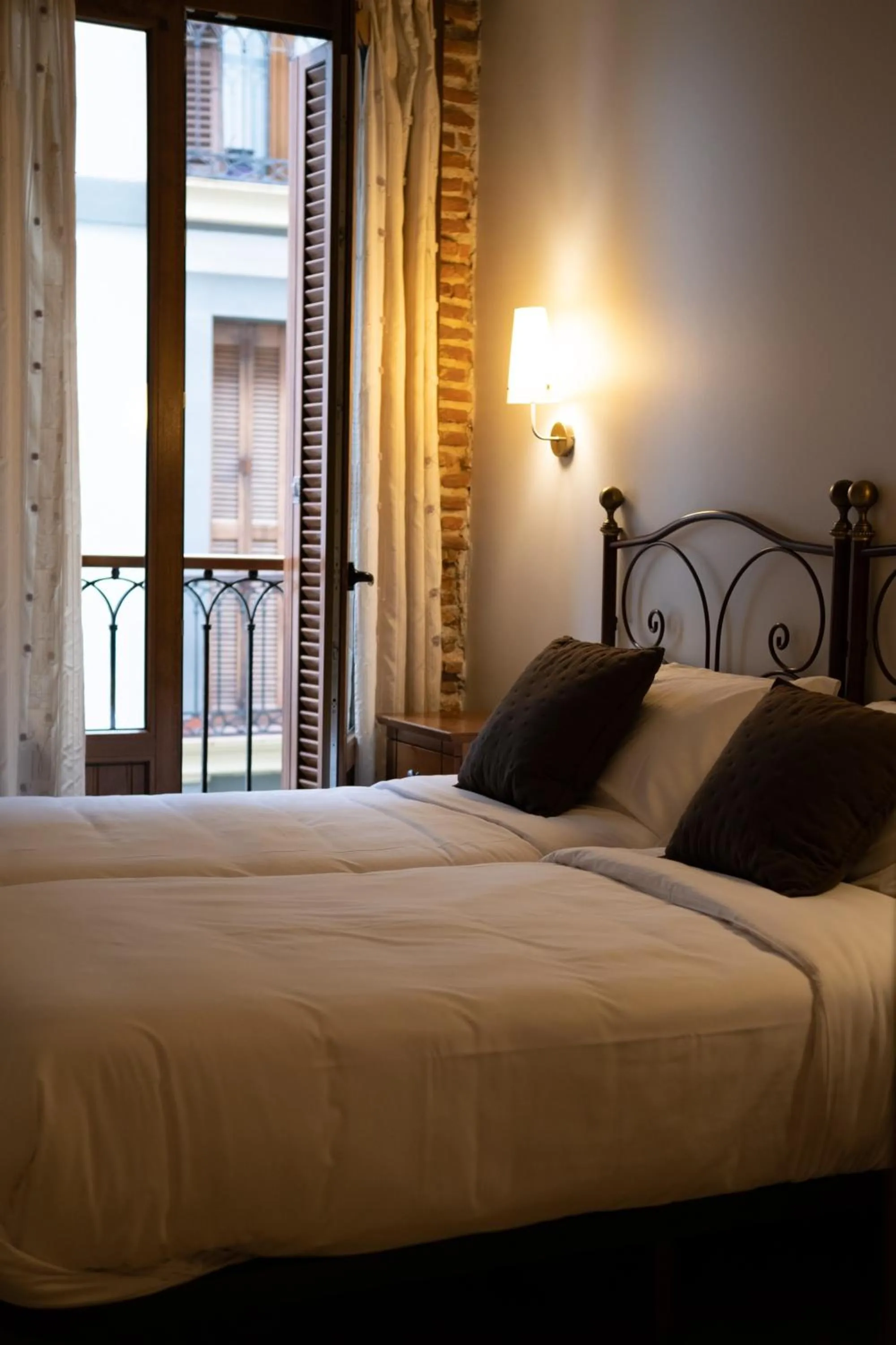 Bed in San Sebastián DOT Rooms