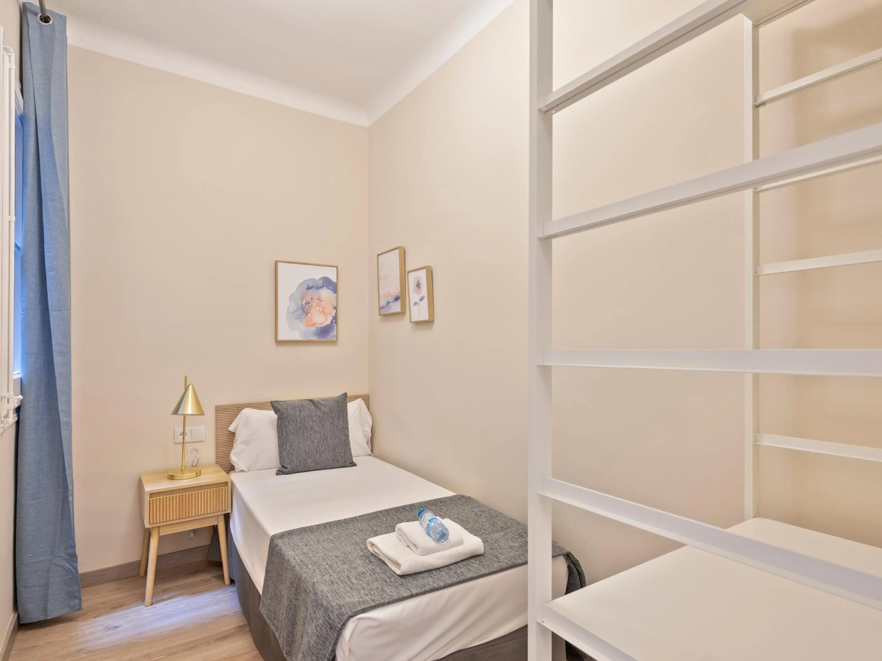 Bedroom, Bed in Numa I Caja Apartments