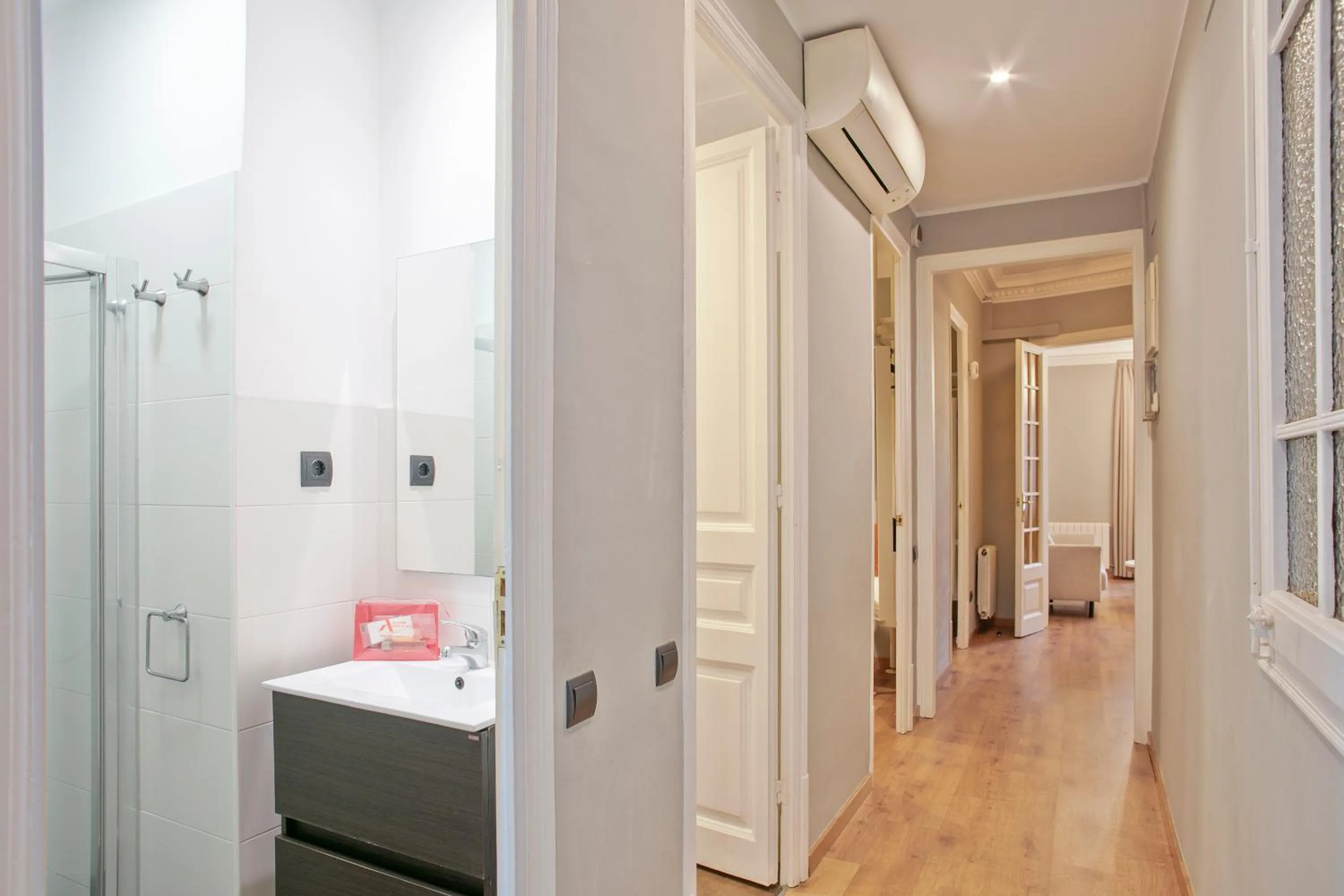 Bathroom in Numa I Caja Apartments