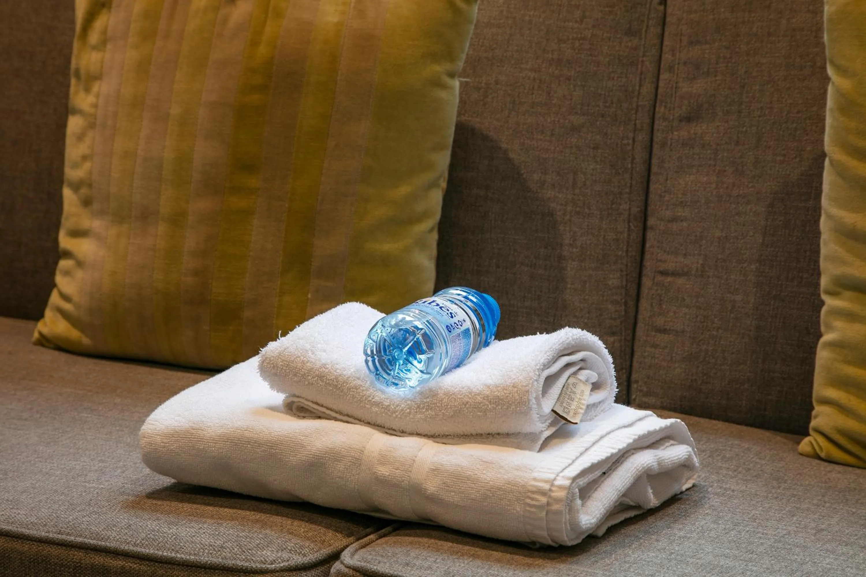 towels in Numa I Caja Apartments