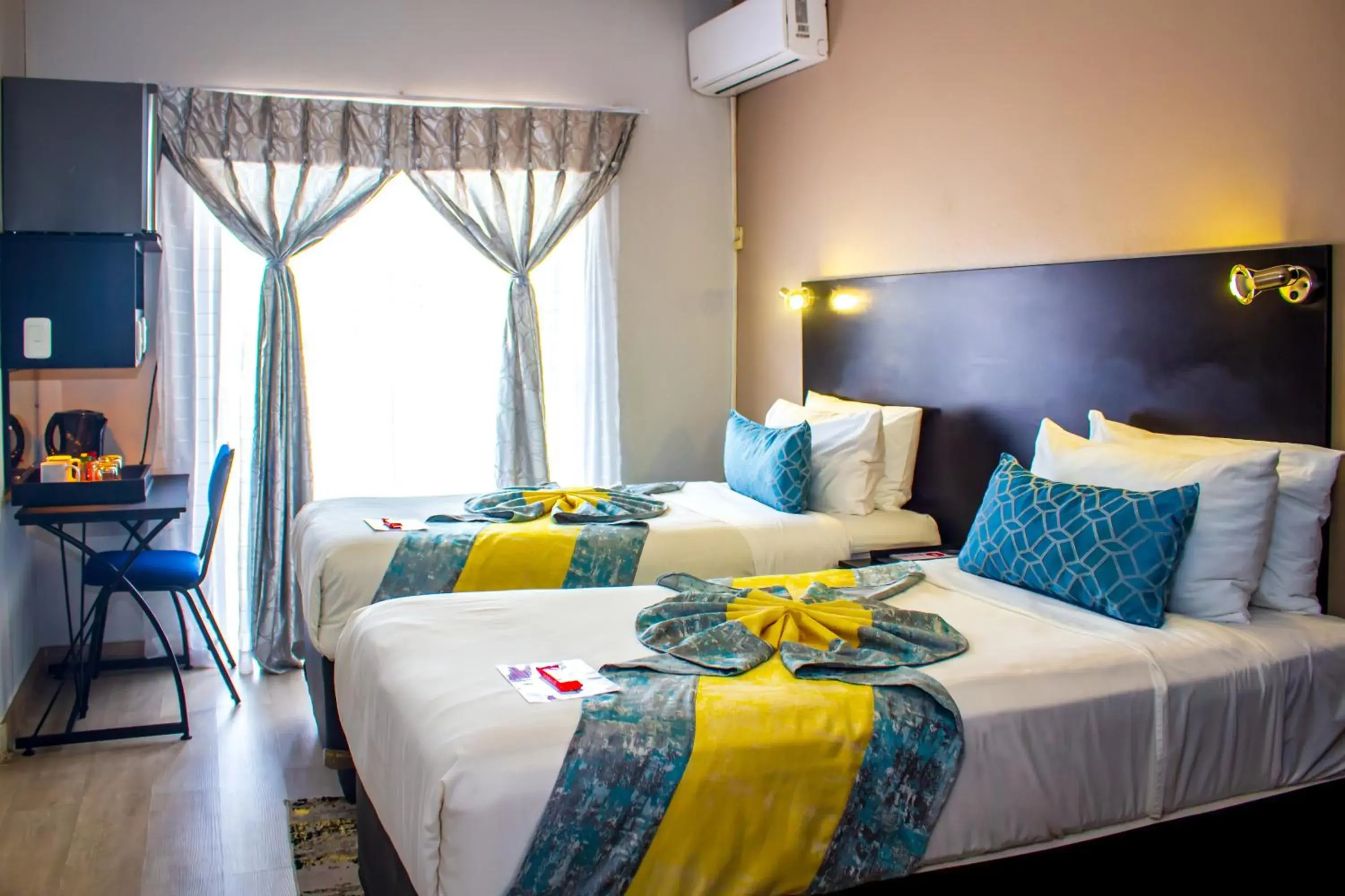 Standard Twin Room - single occupancy in Scenery Maqalika Guesthouse Standard Twin Room - single occupancy in Scenery Maqalika Guesthouse