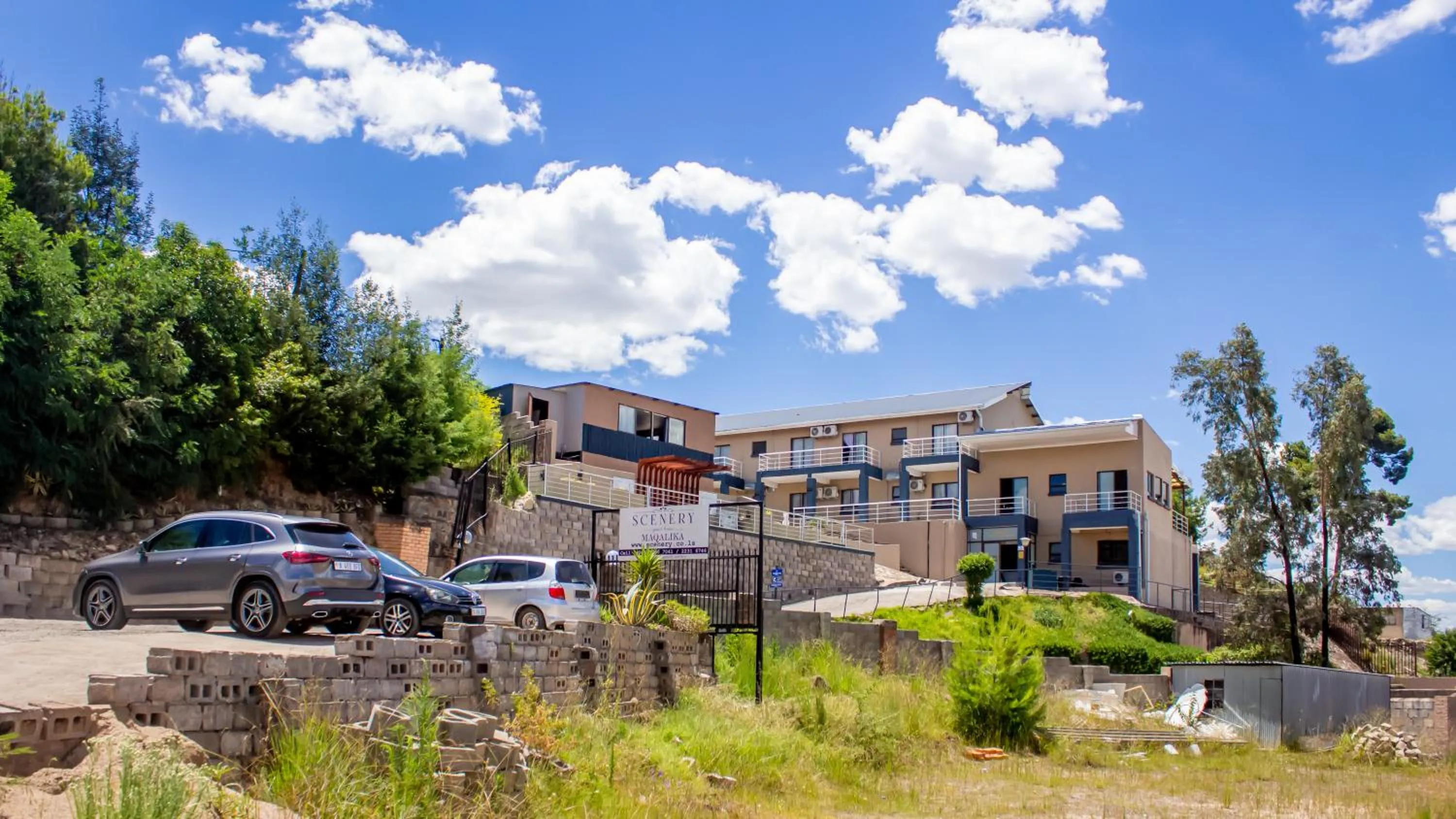 Property building in Scenery Maqalika Guesthouse