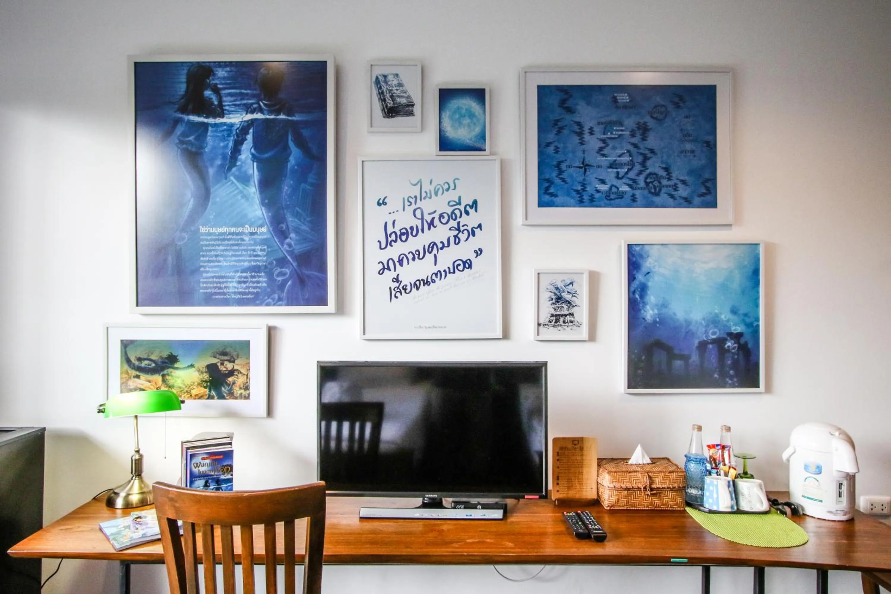 TV and multimedia in Rain Tree Khao Yai Hotel