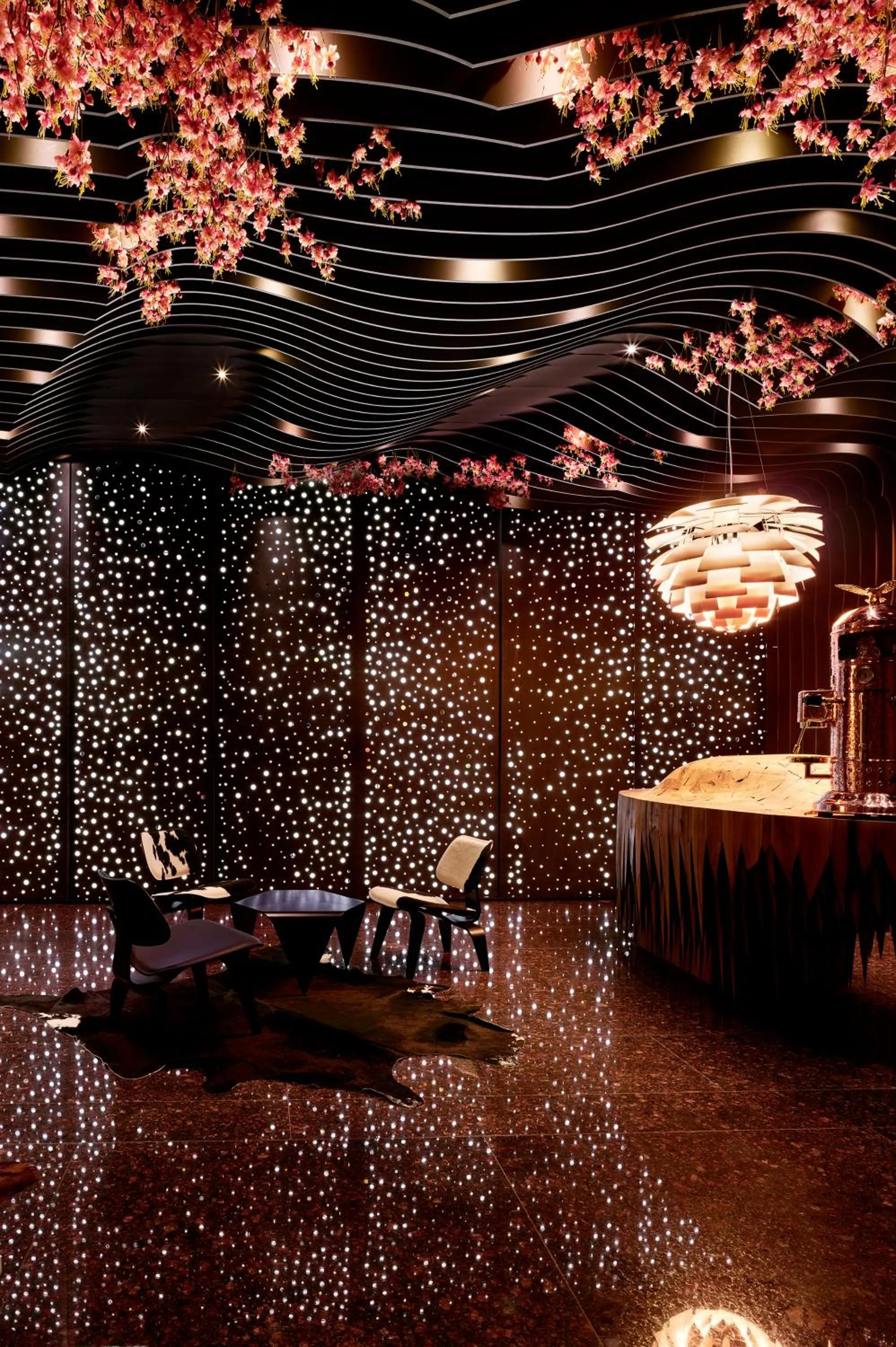 Lobby or reception in Theatre Hotel