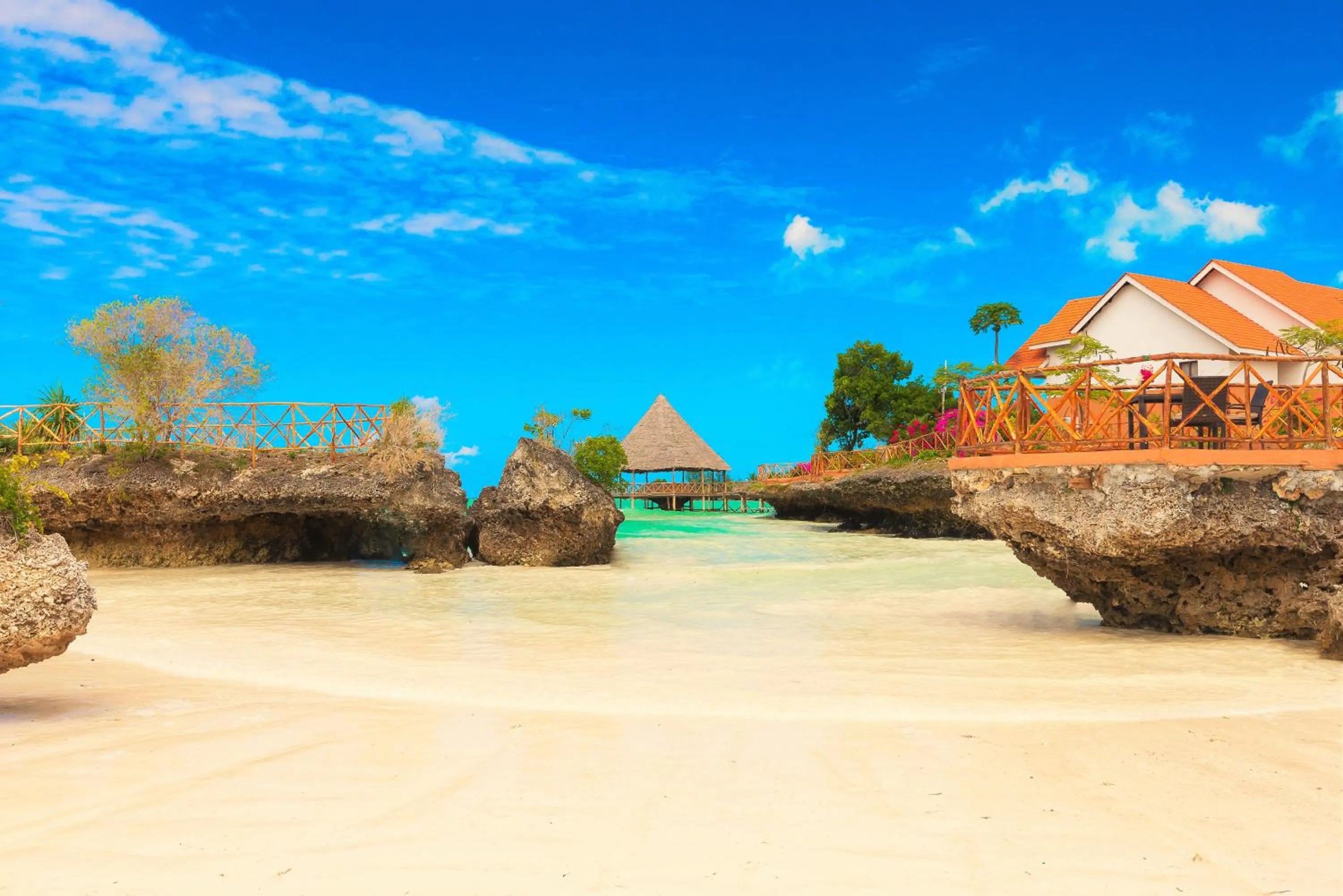 Beach in Azao Resort & Spa