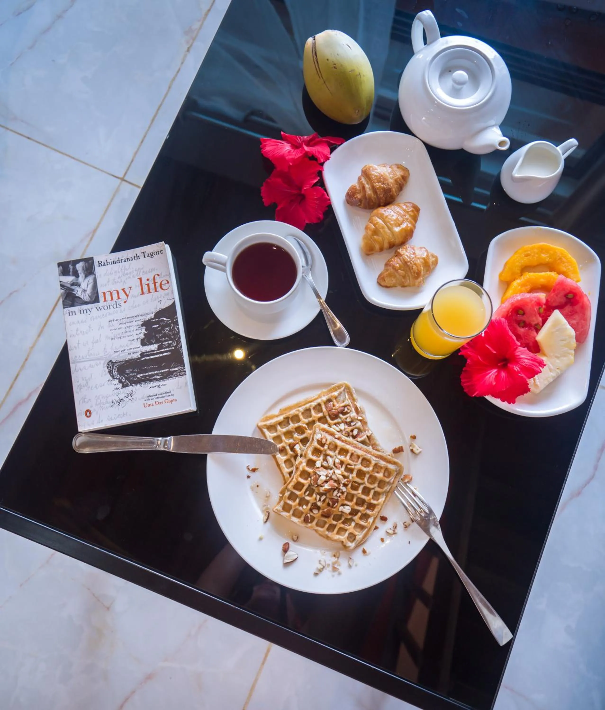 Continental breakfast in Azao Resort & Spa