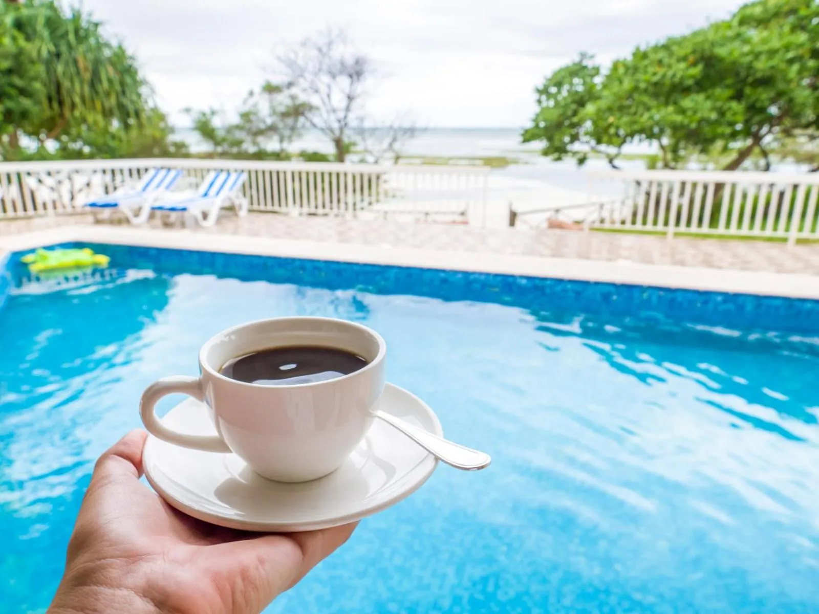 Drinks in Azao Resort & Spa