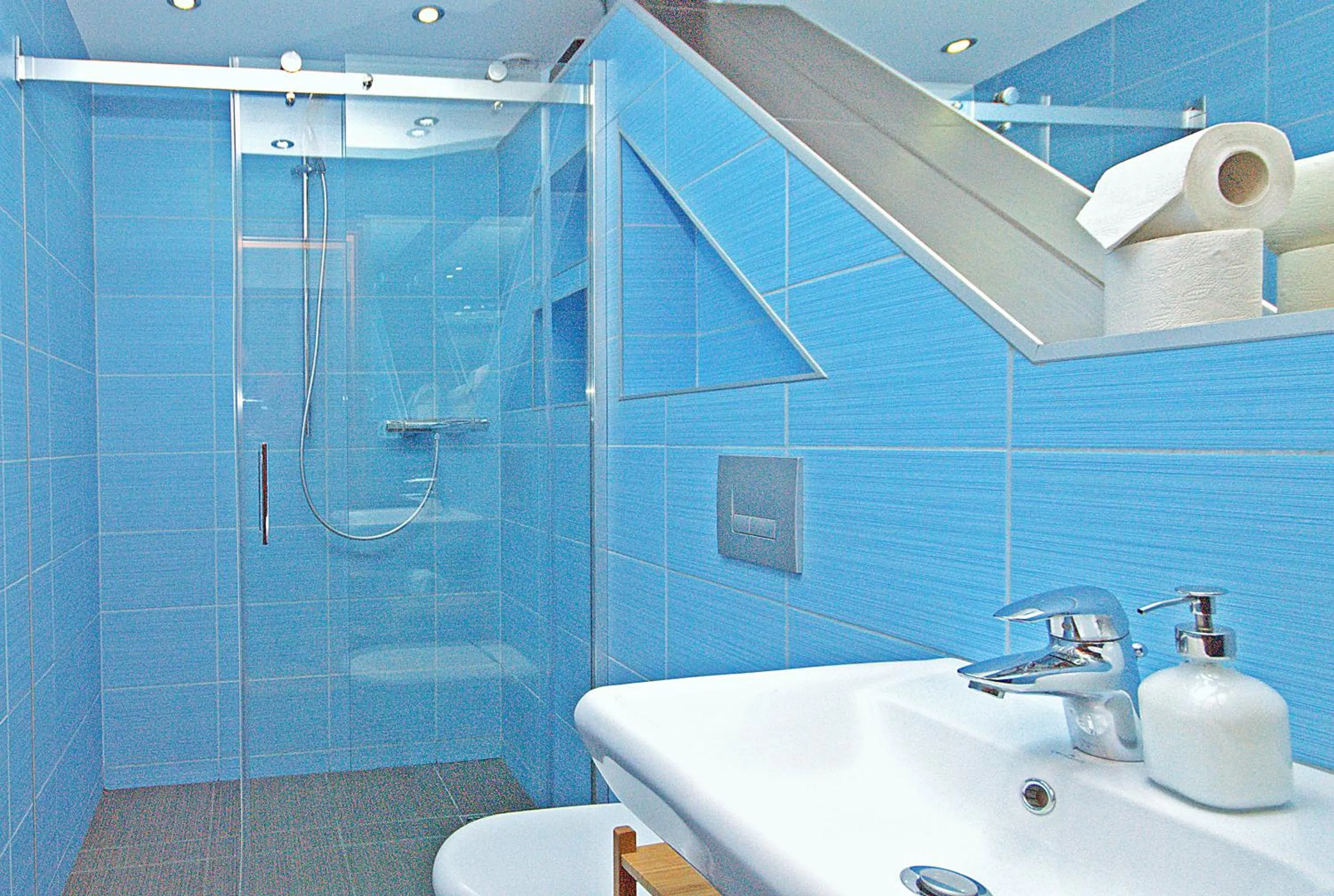 Shower in IRS ROYAL APARTMENTS Apartamenty IRS Morenowe Wzgórza