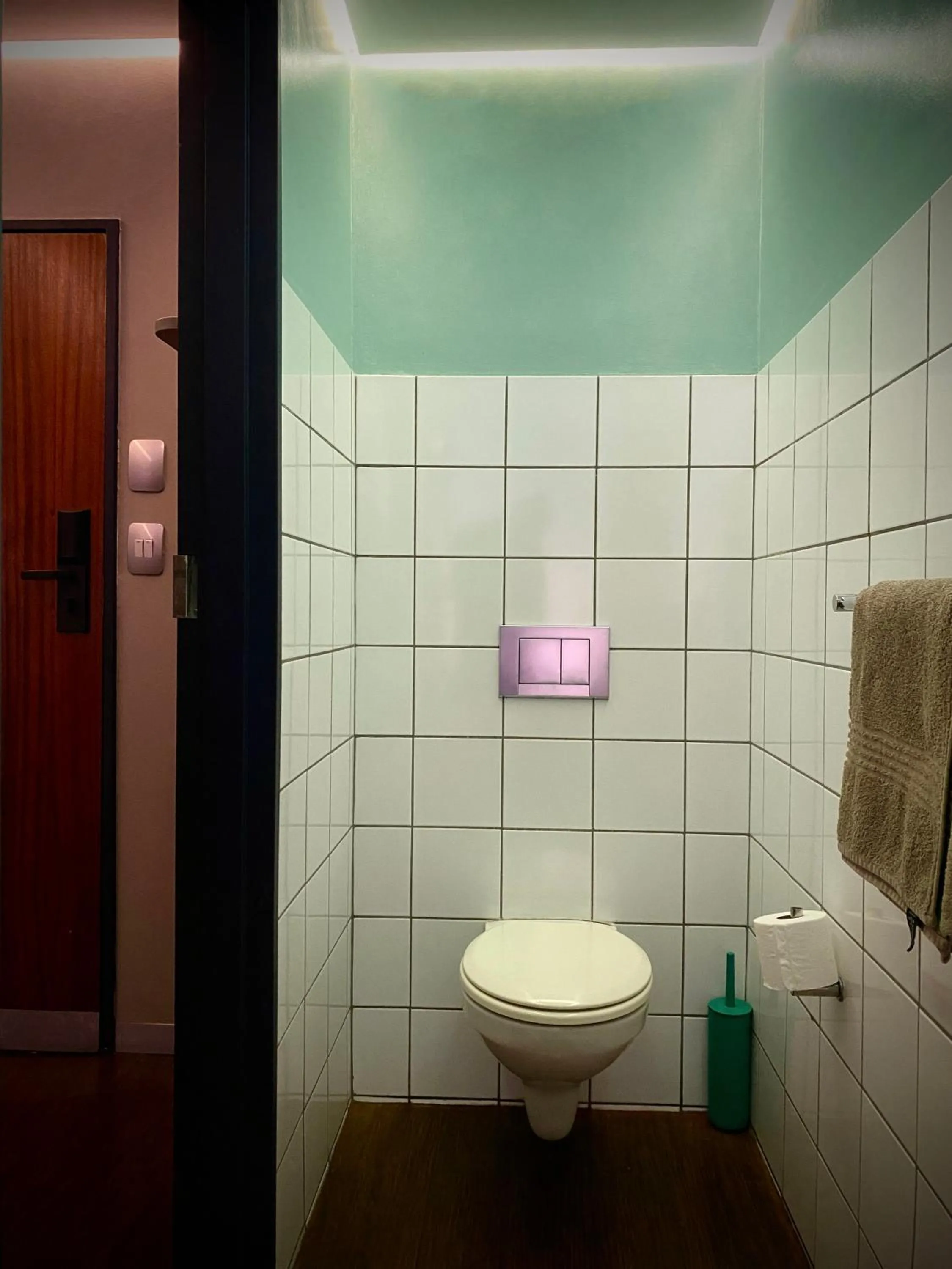 Bathroom in Bannister Hotel