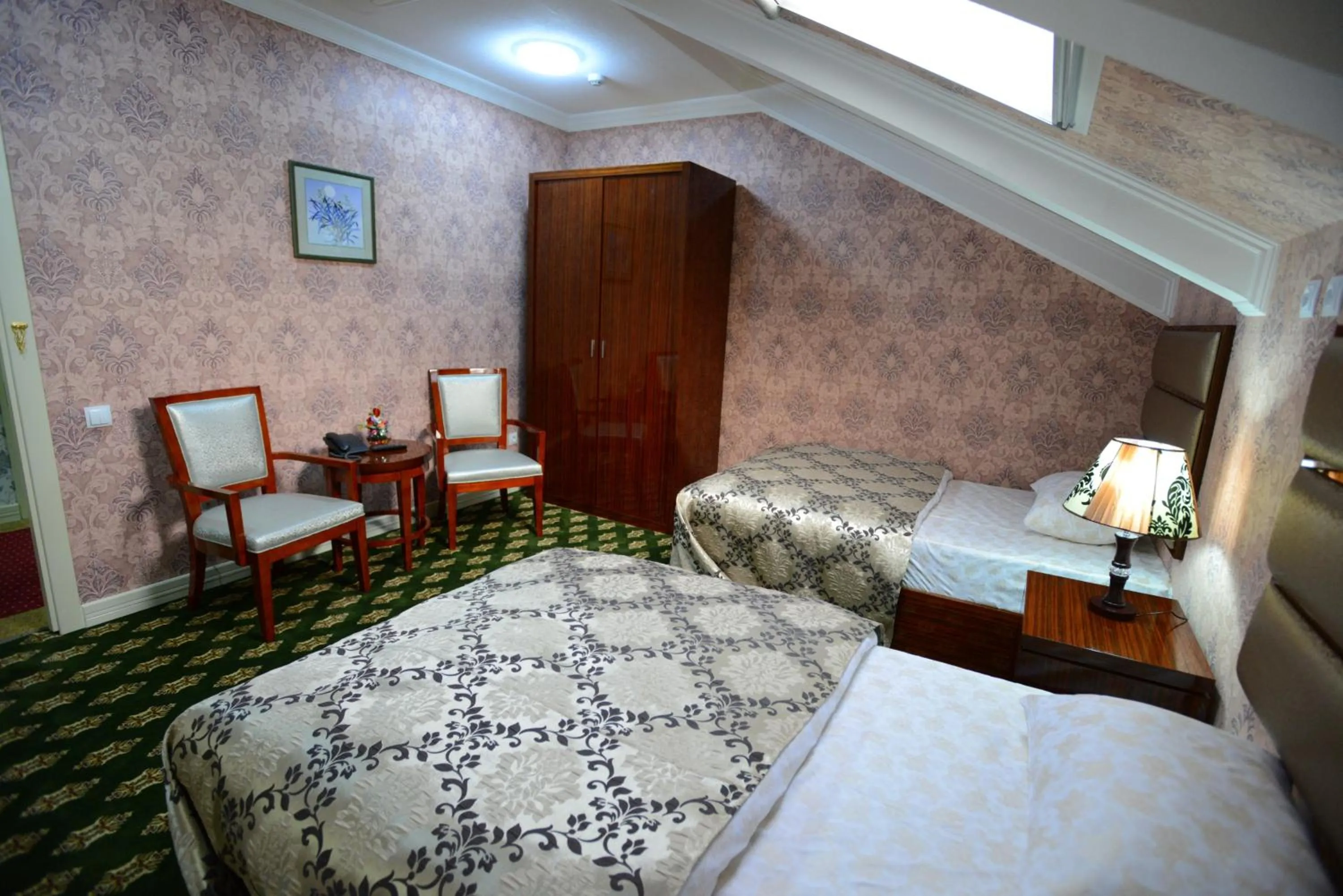 Photo of the whole room, Bed in City Line Boutique Hotel