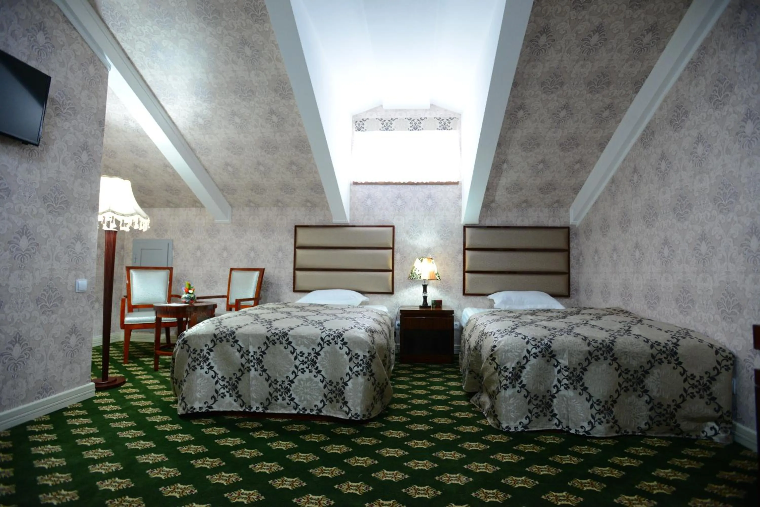 Photo of the whole room, Bed in City Line Boutique Hotel