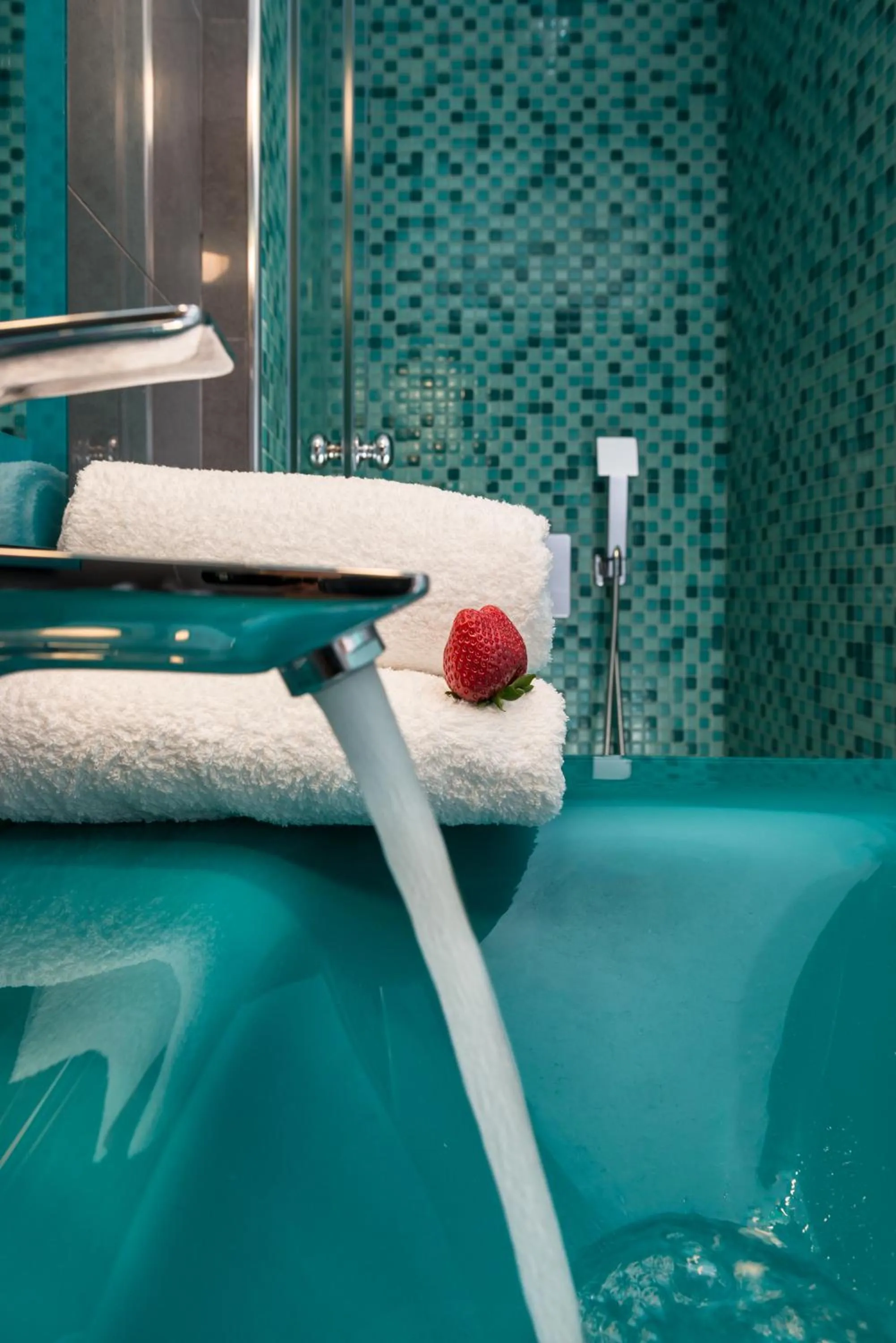 Bathroom in Sweet Pop