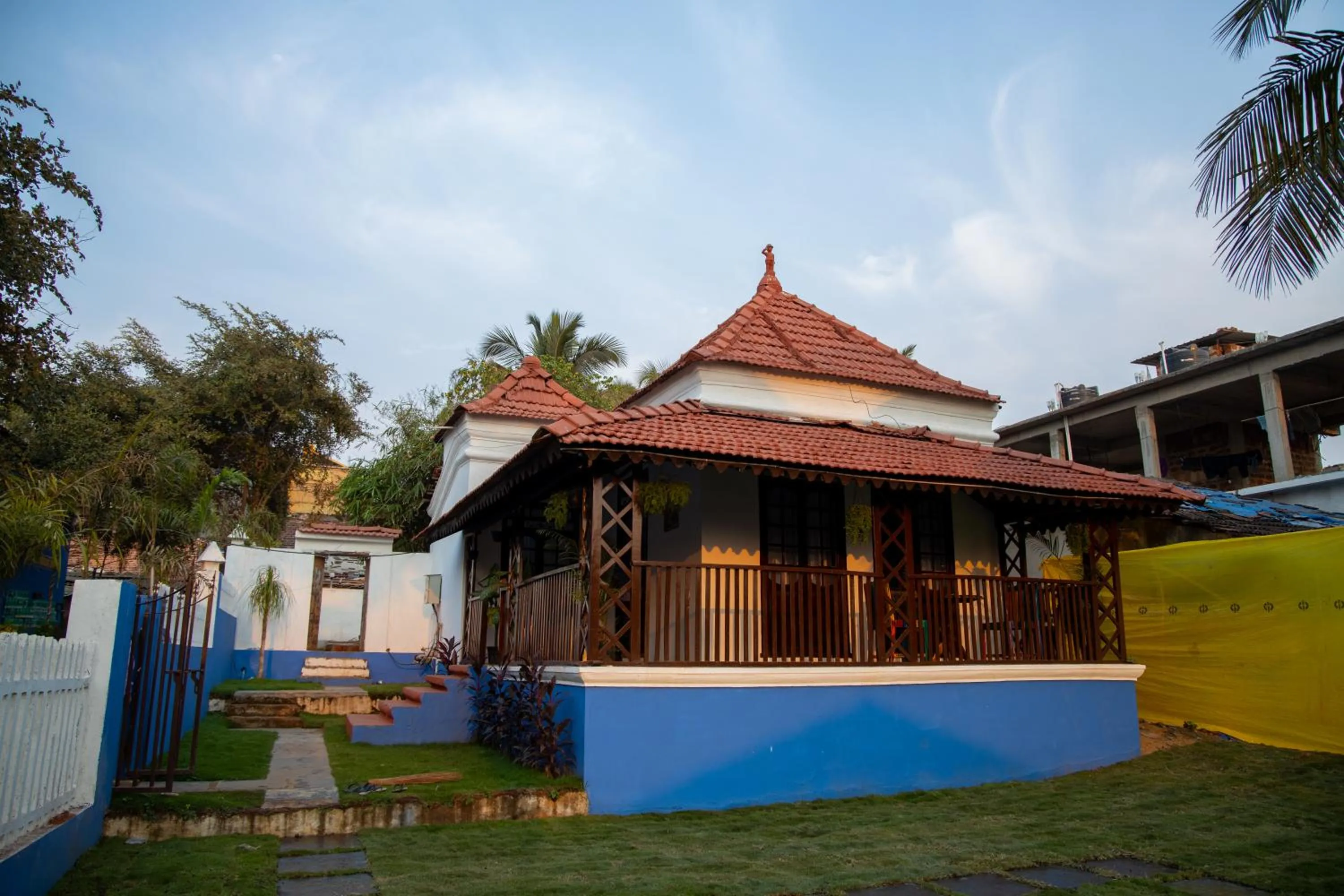 Property building in Casa De Silver