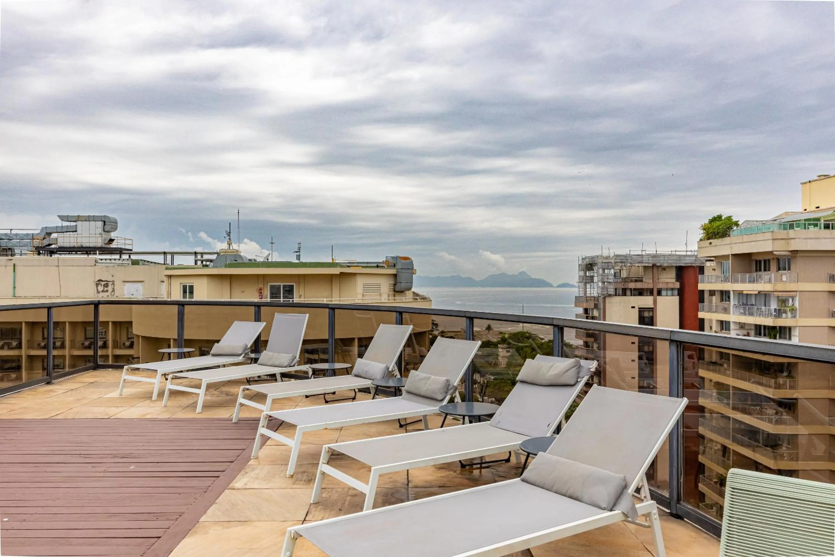 Swimming pool in B&B HOTEL Rio Copacabana Forte