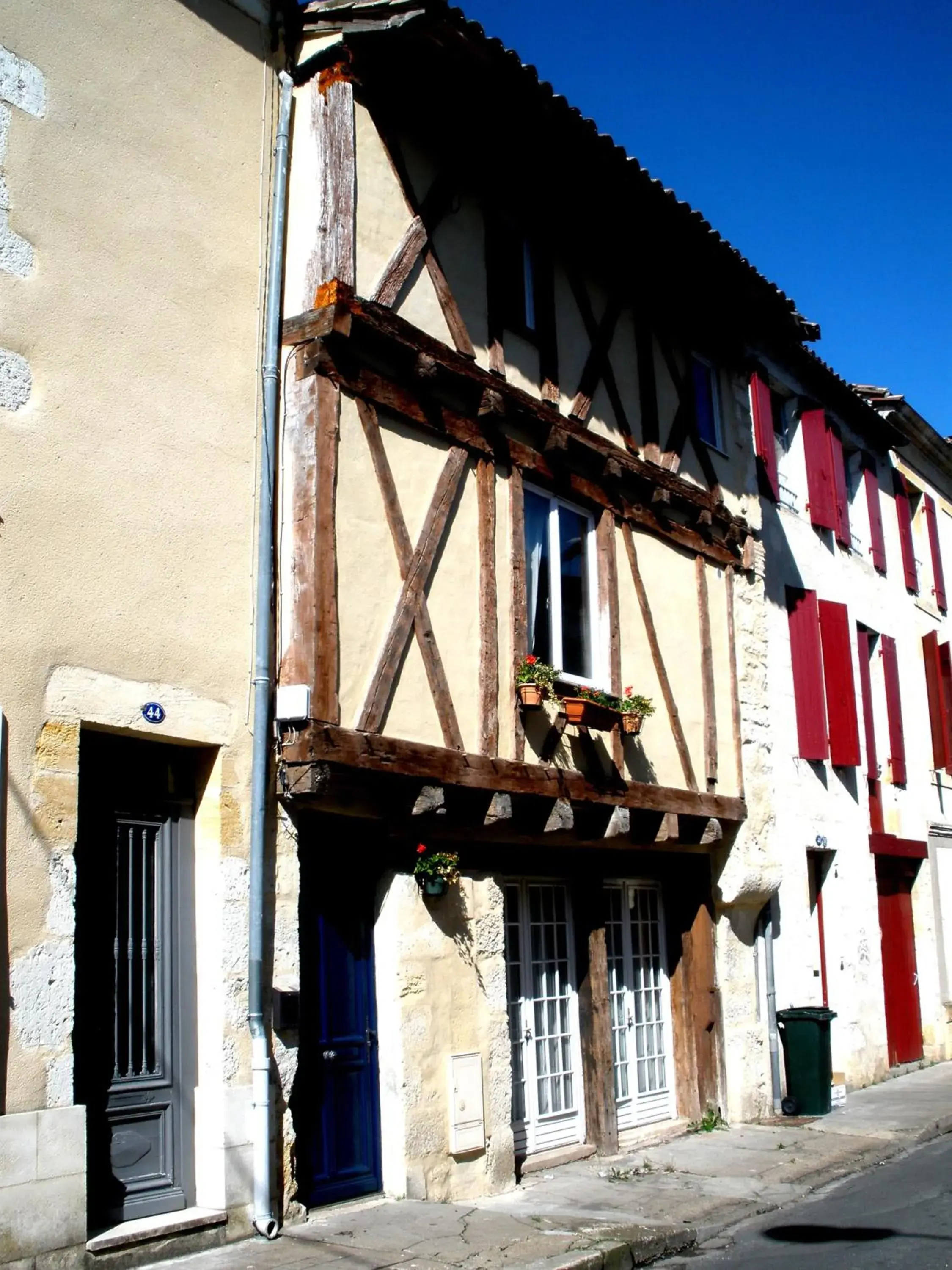 Apartment - Split Level in Les Terraces Sur La Dordogne Apartment - Split Level in Les Terraces Sur La Dordogne