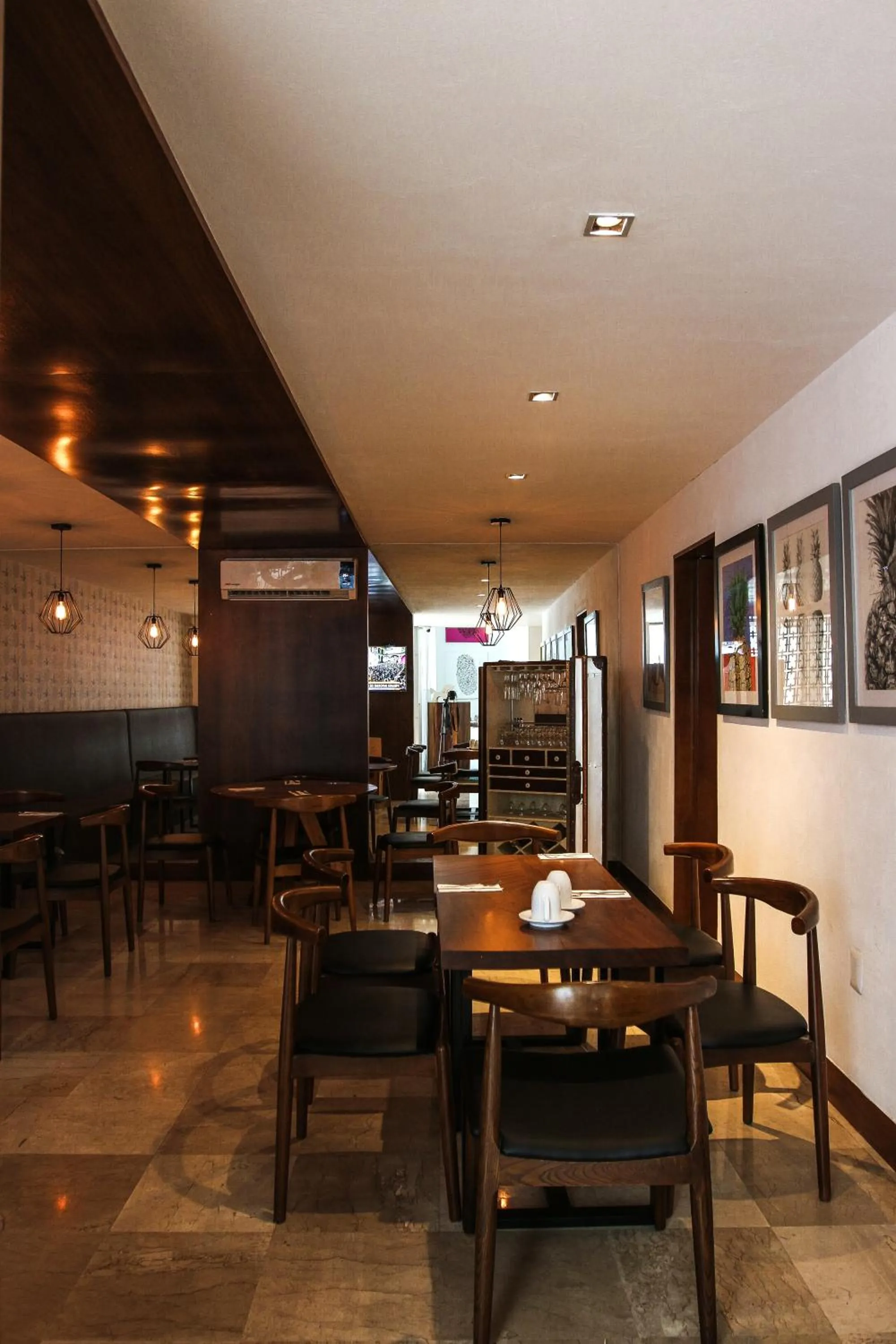 FCH Hotel Expo Adults only