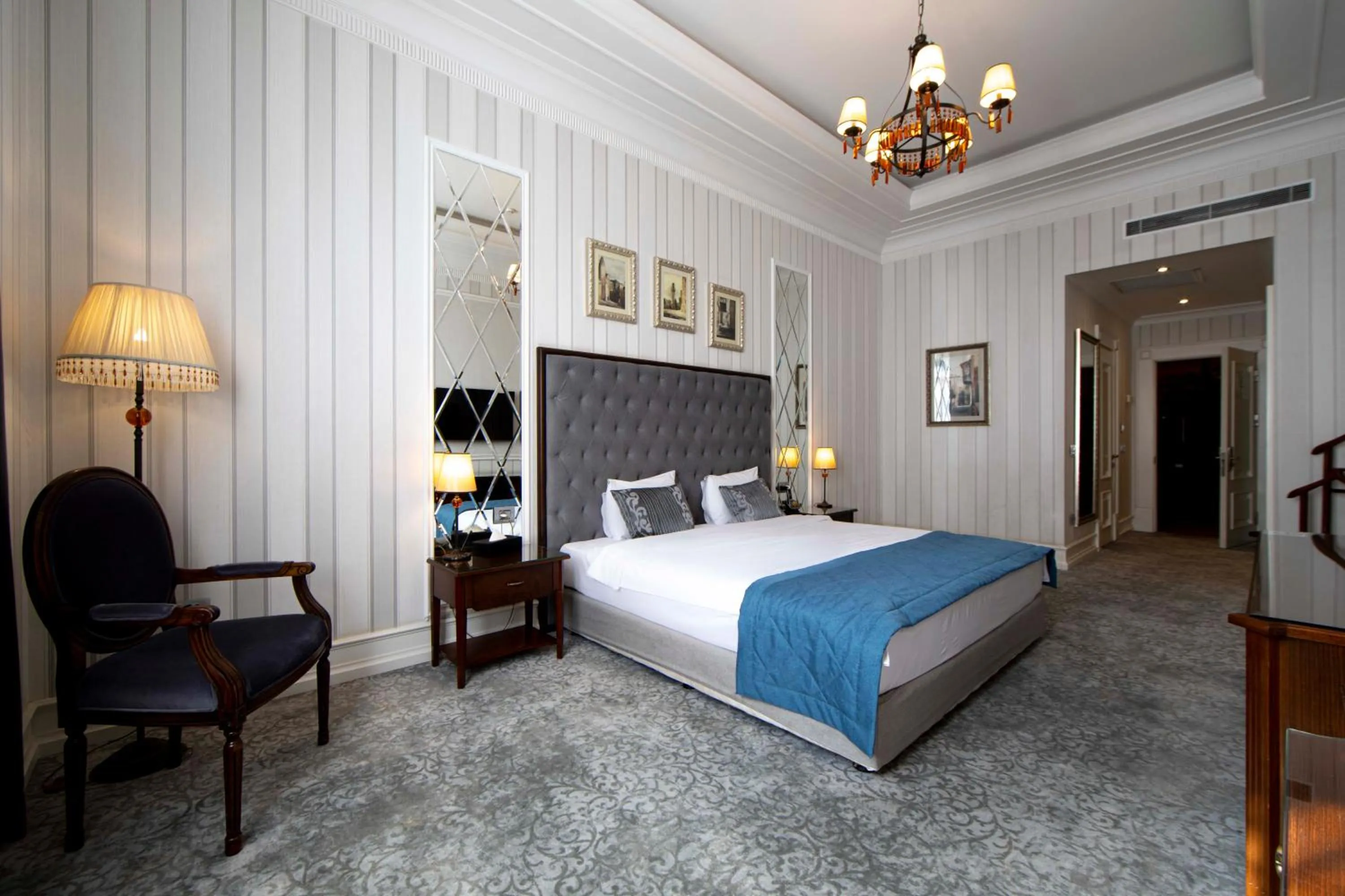 Bed in Sapphire City Hotel