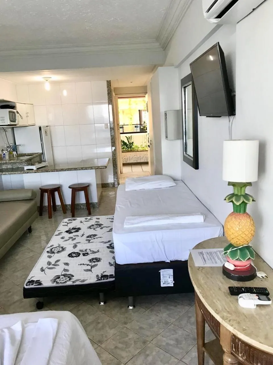 Bed in Flat Vista Mar Frente ou Lateral na Barra em Salvador