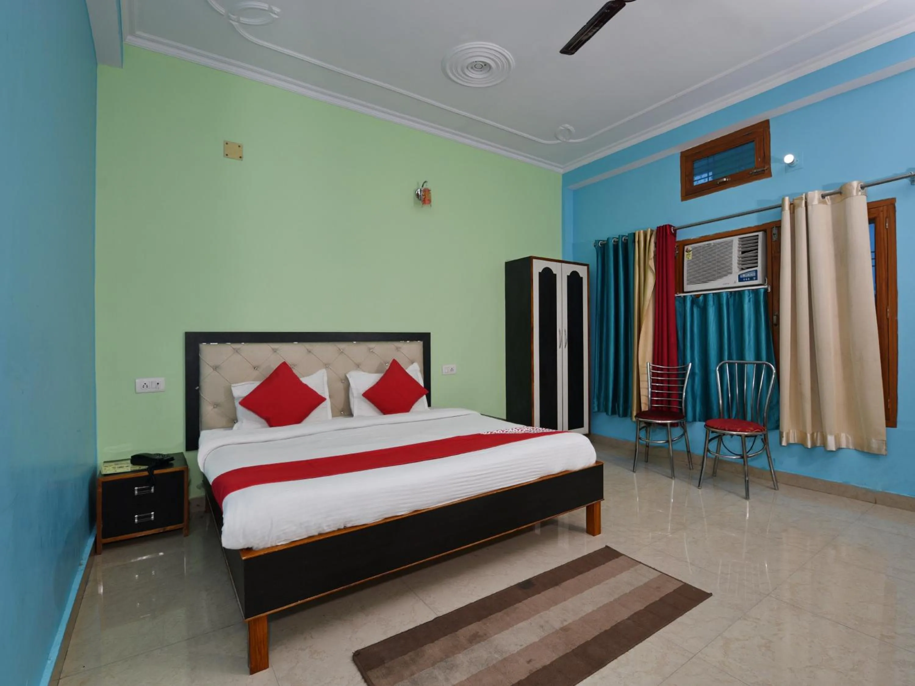 Bedroom, Bed in Hotel O Chaitanya Inn