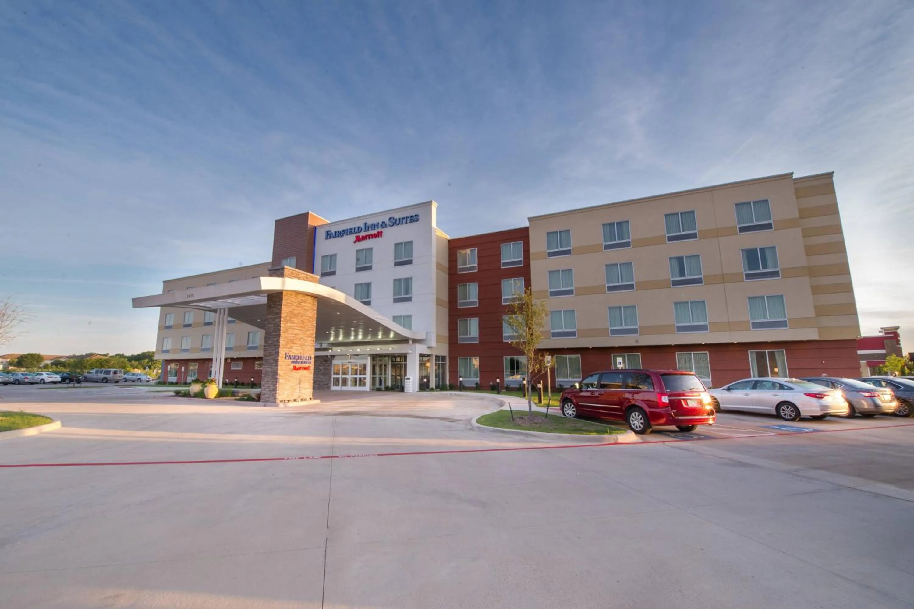 Property building in Fairfield Inn & Suites by Marriott Dallas Plano North