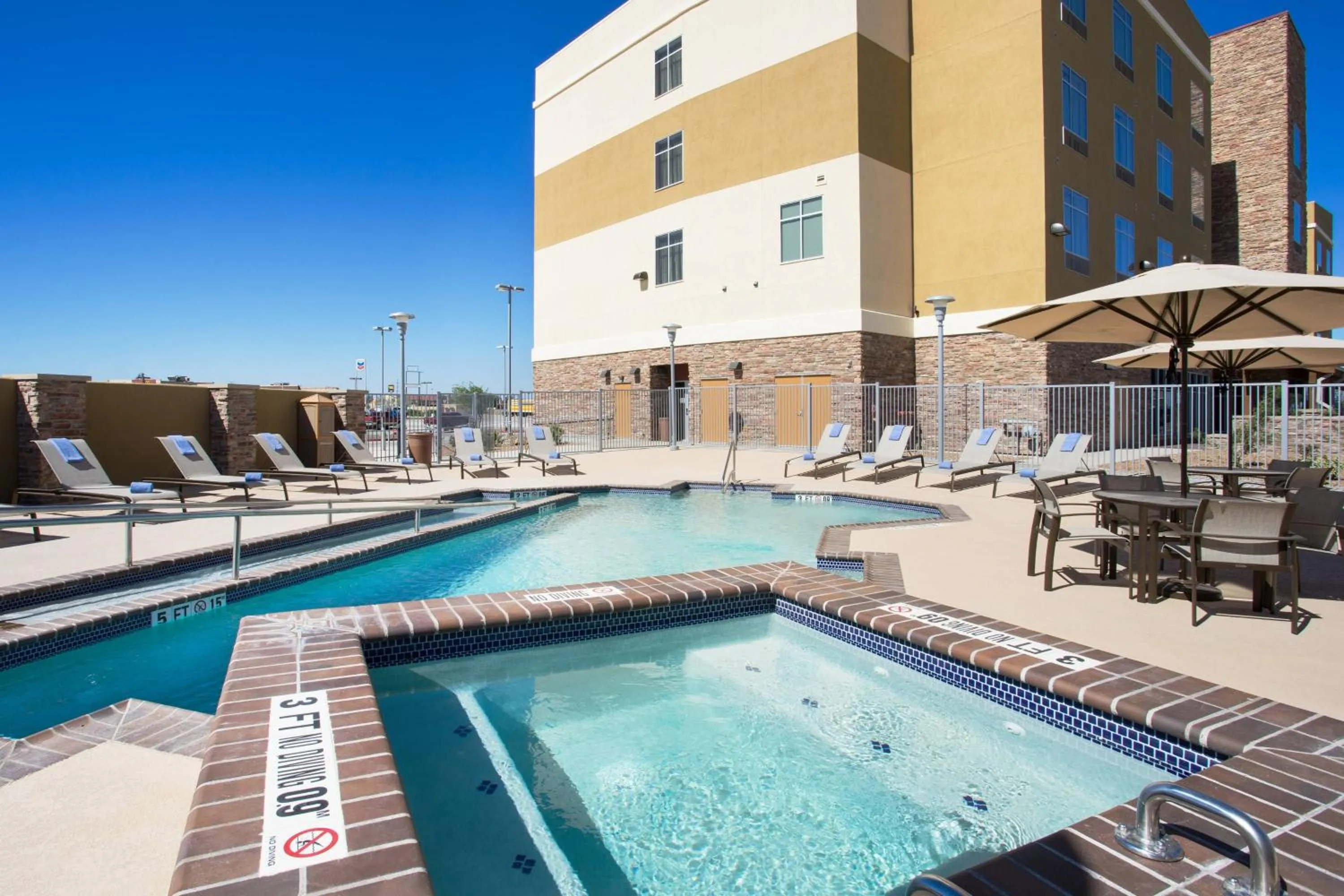 Swimming pool in Fairfield Inn & Suites by Marriott Fort Stockton
