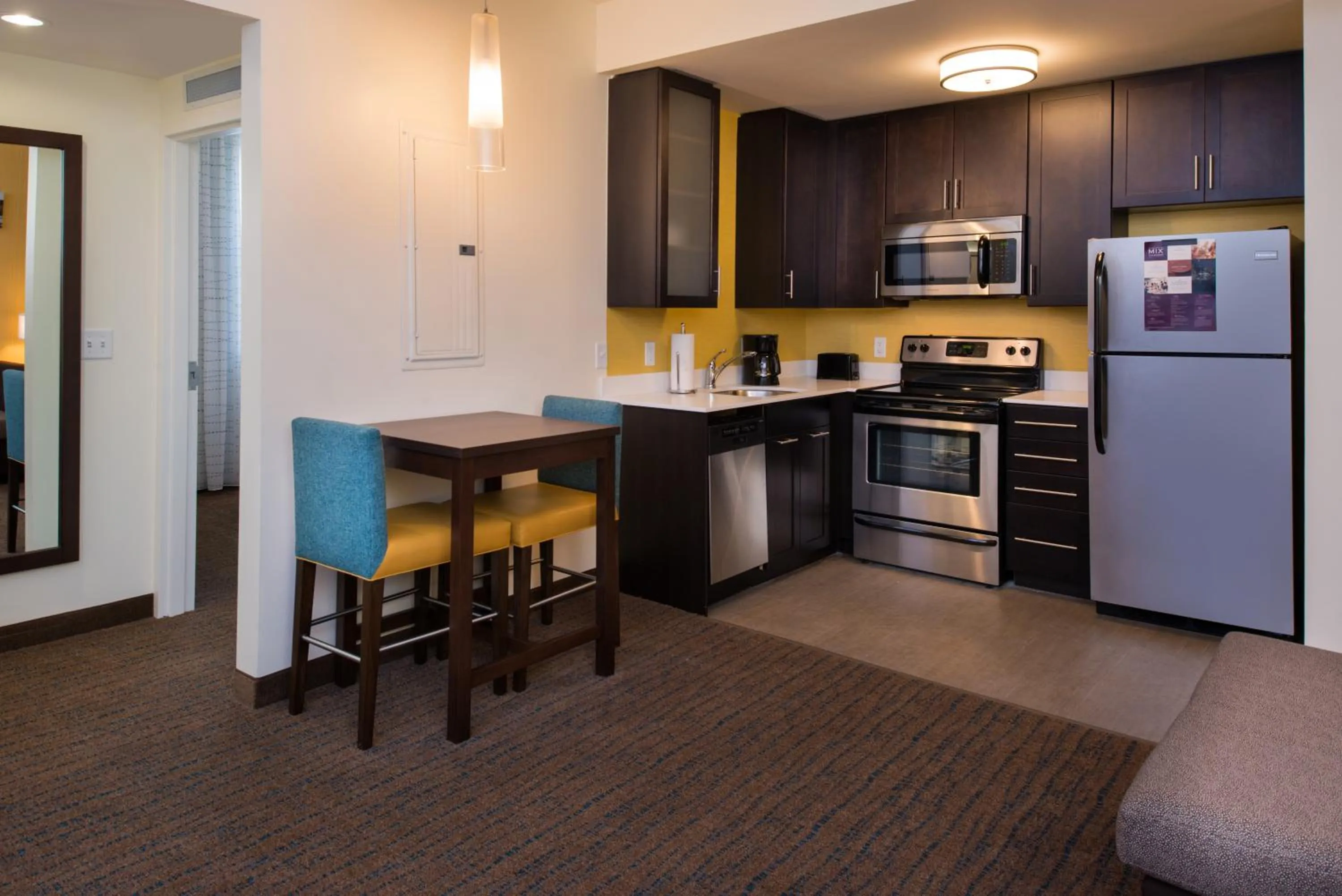 Kitchen or kitchenette in Residence Inn by Marriott Miami West/FL Turnpike