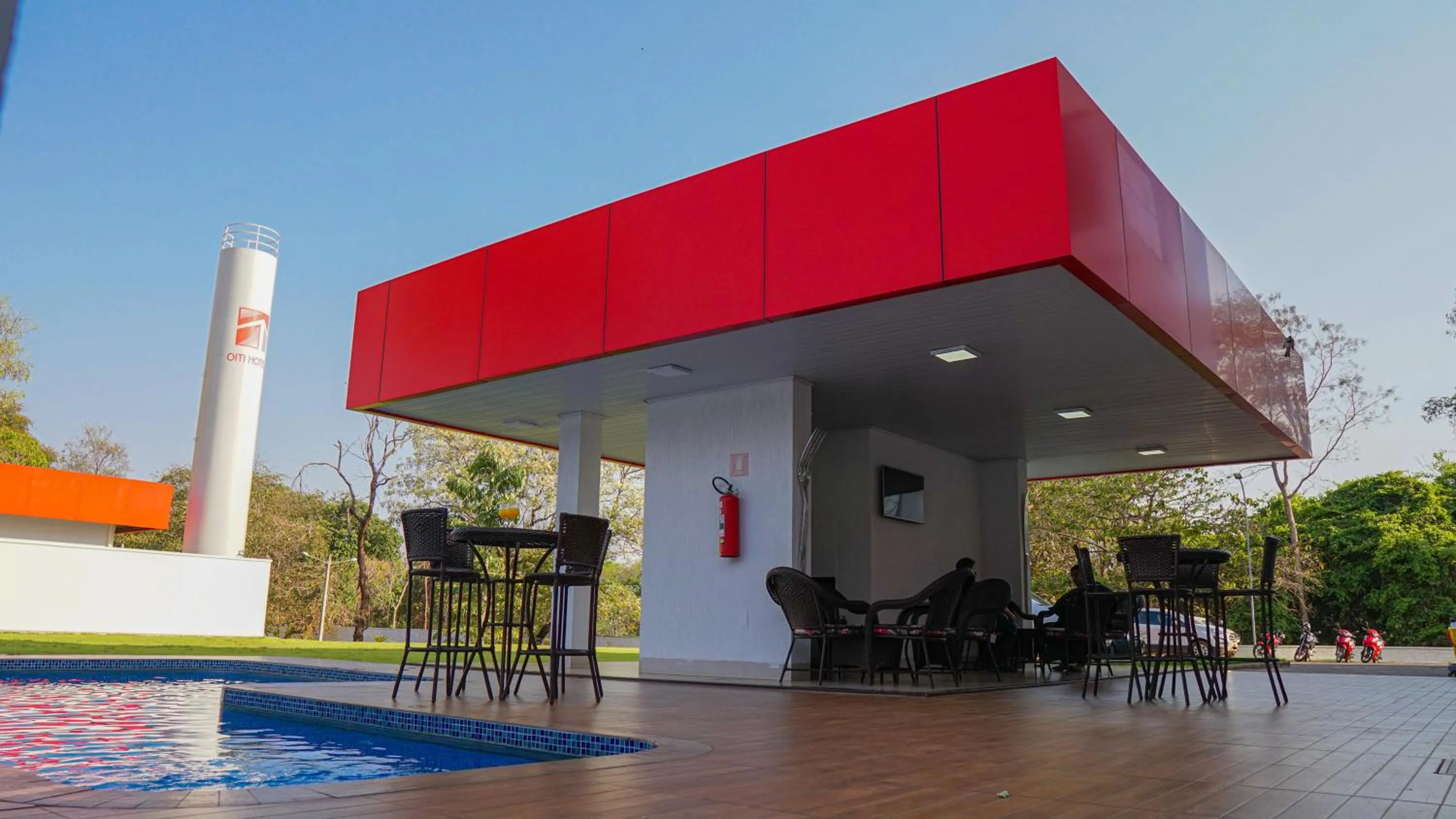 Swimming pool in Oiti Hotel - Gurupi