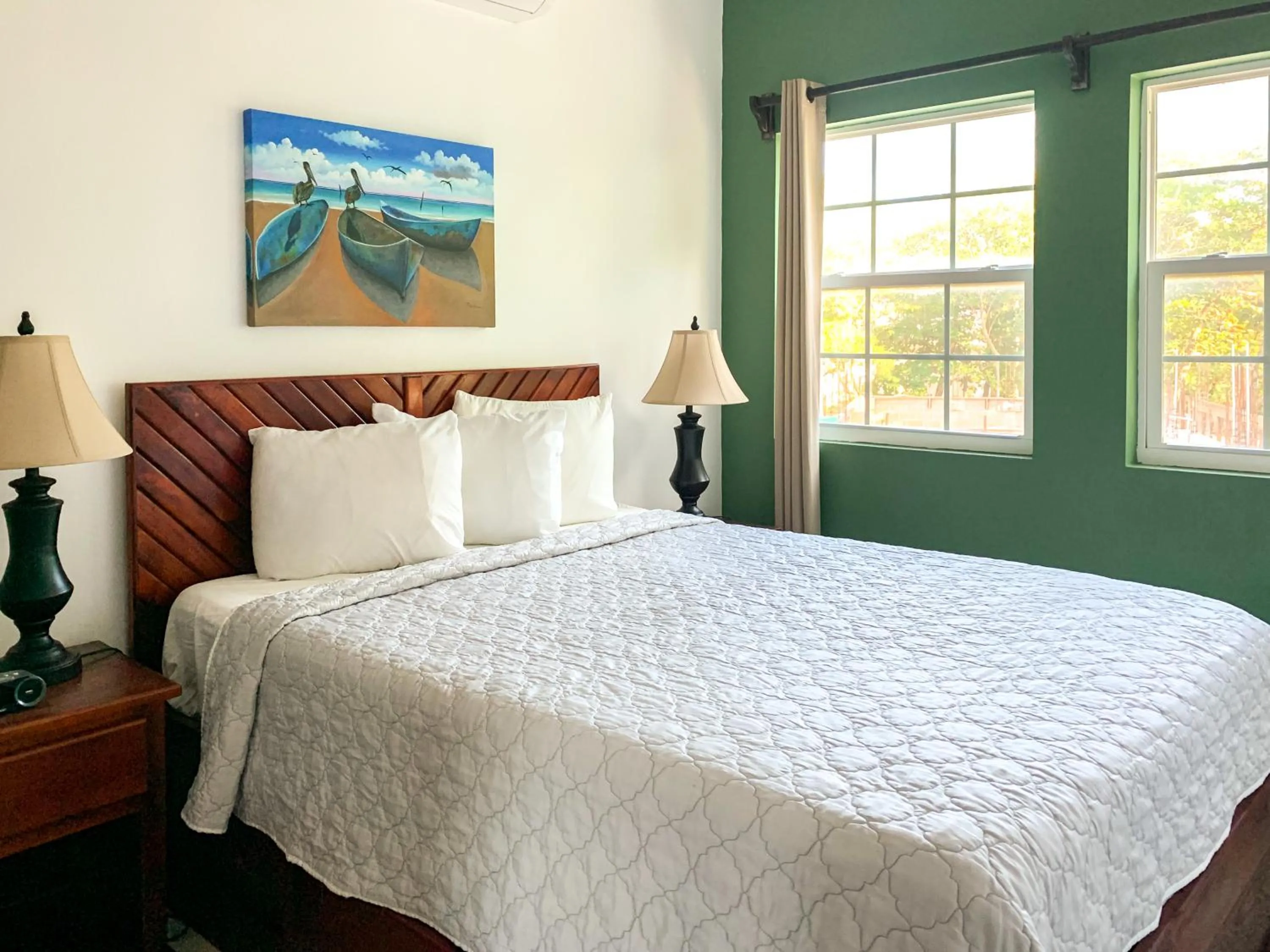 Bedroom, Bed in Best Western Grand Baymen Gardens