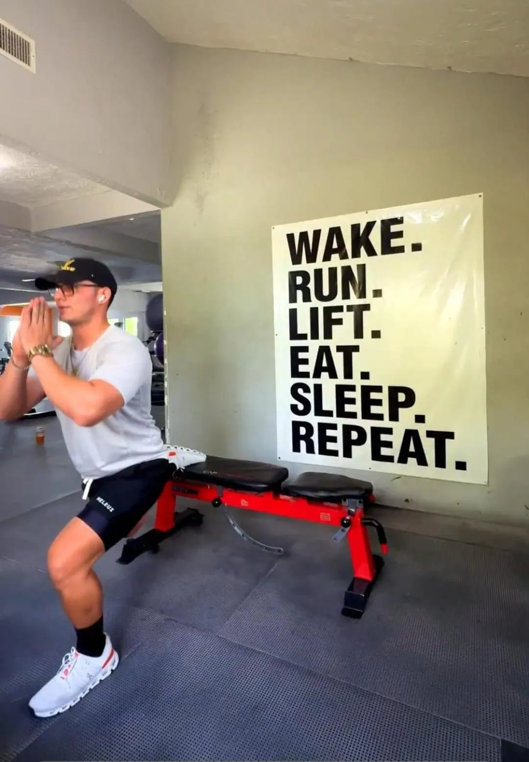 Text overlay in Best Western Grand Baymen Gardens