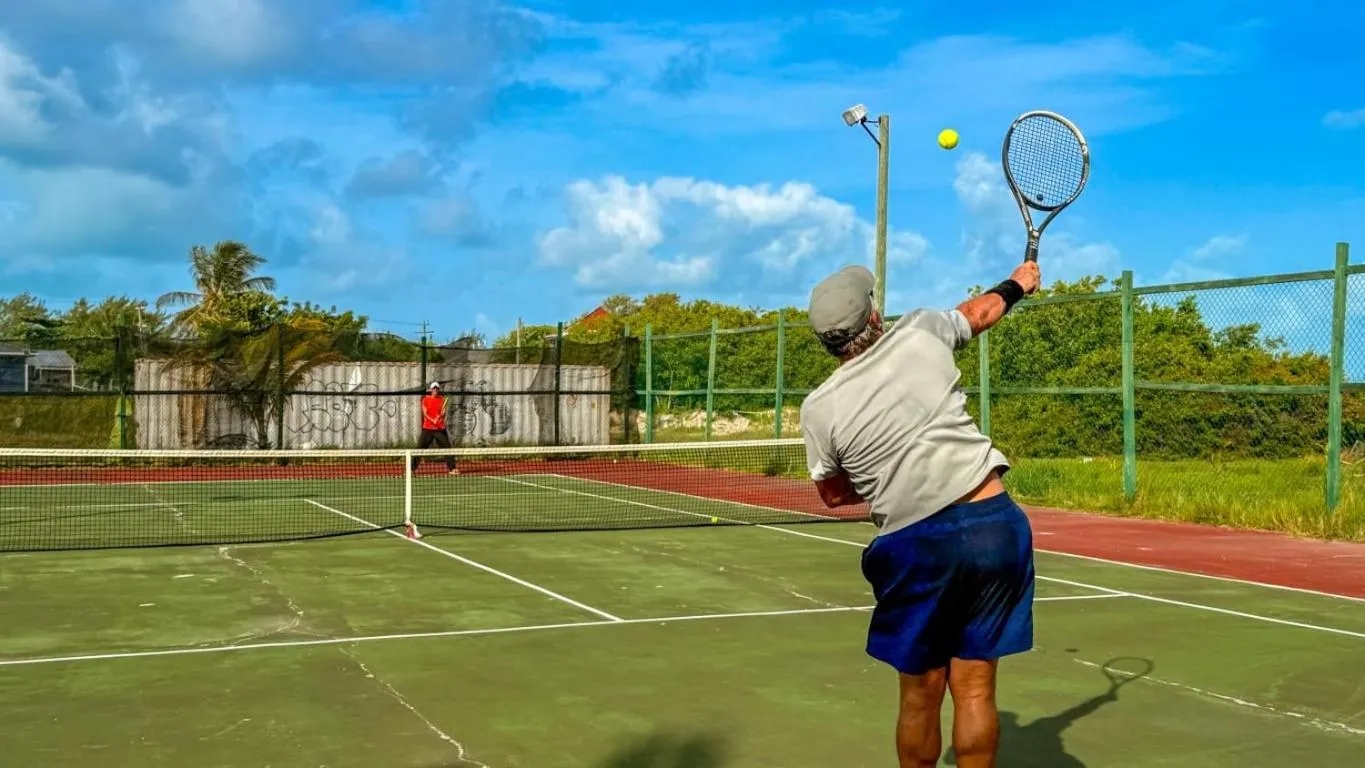 Squash in Best Western Grand Baymen Gardens