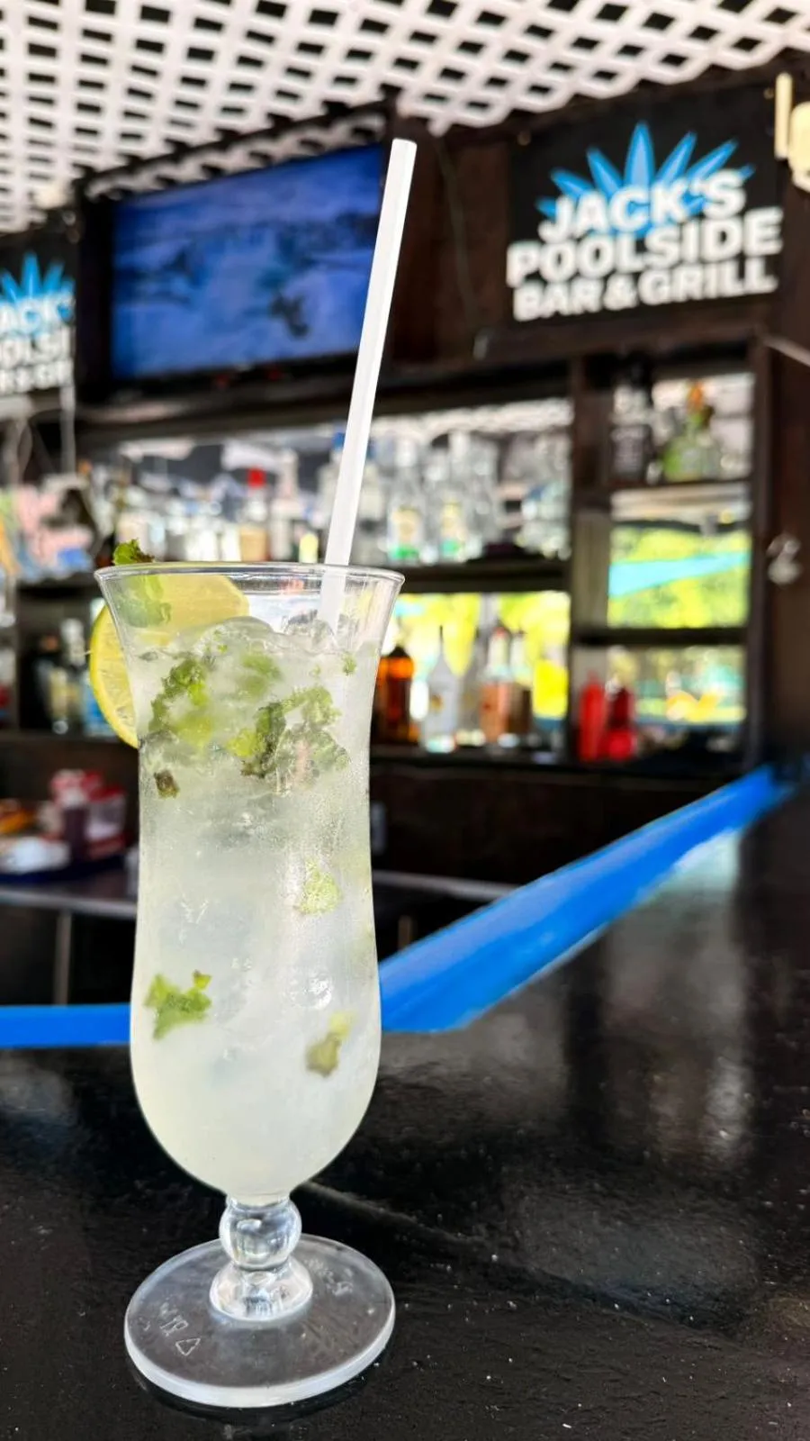 Lounge or bar in Best Western Grand Baymen Gardens