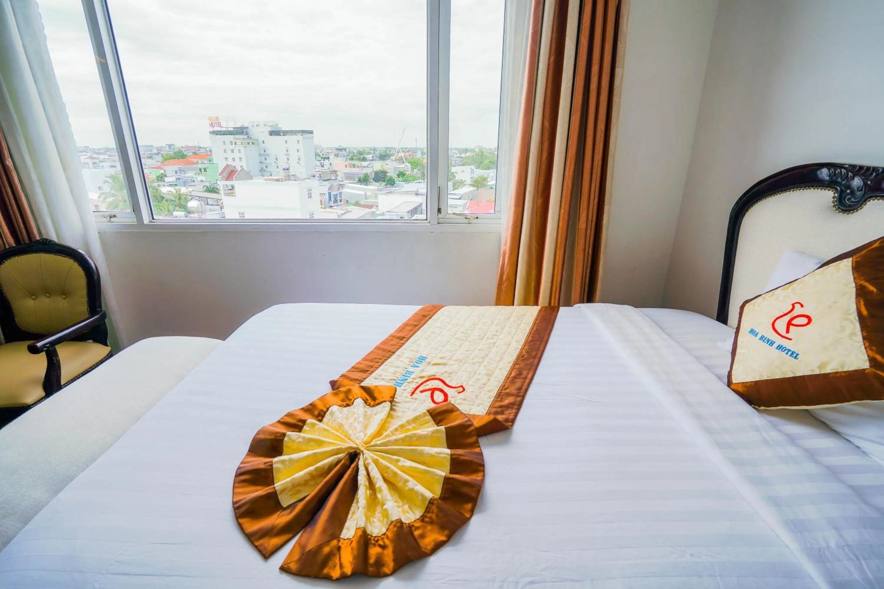 Bed in Hoa Binh 1 Hotel