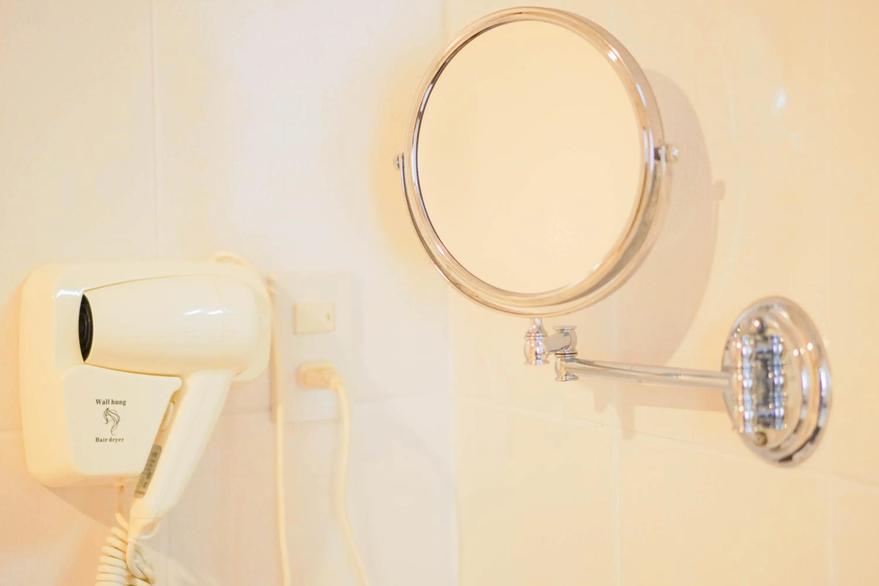 dryer in Hoa Binh 1 Hotel