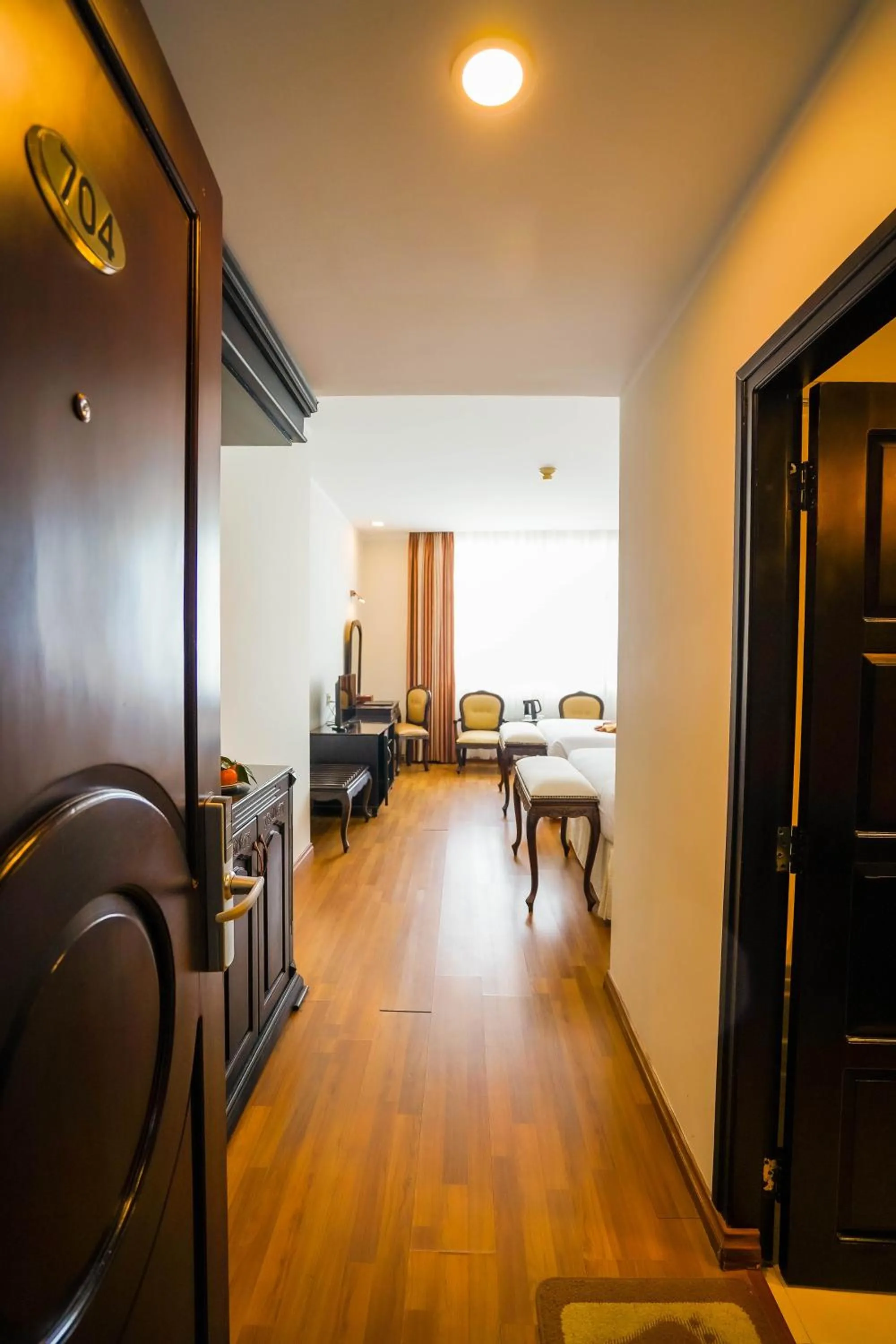 Photo of the whole room in Hoa Binh 1 Hotel