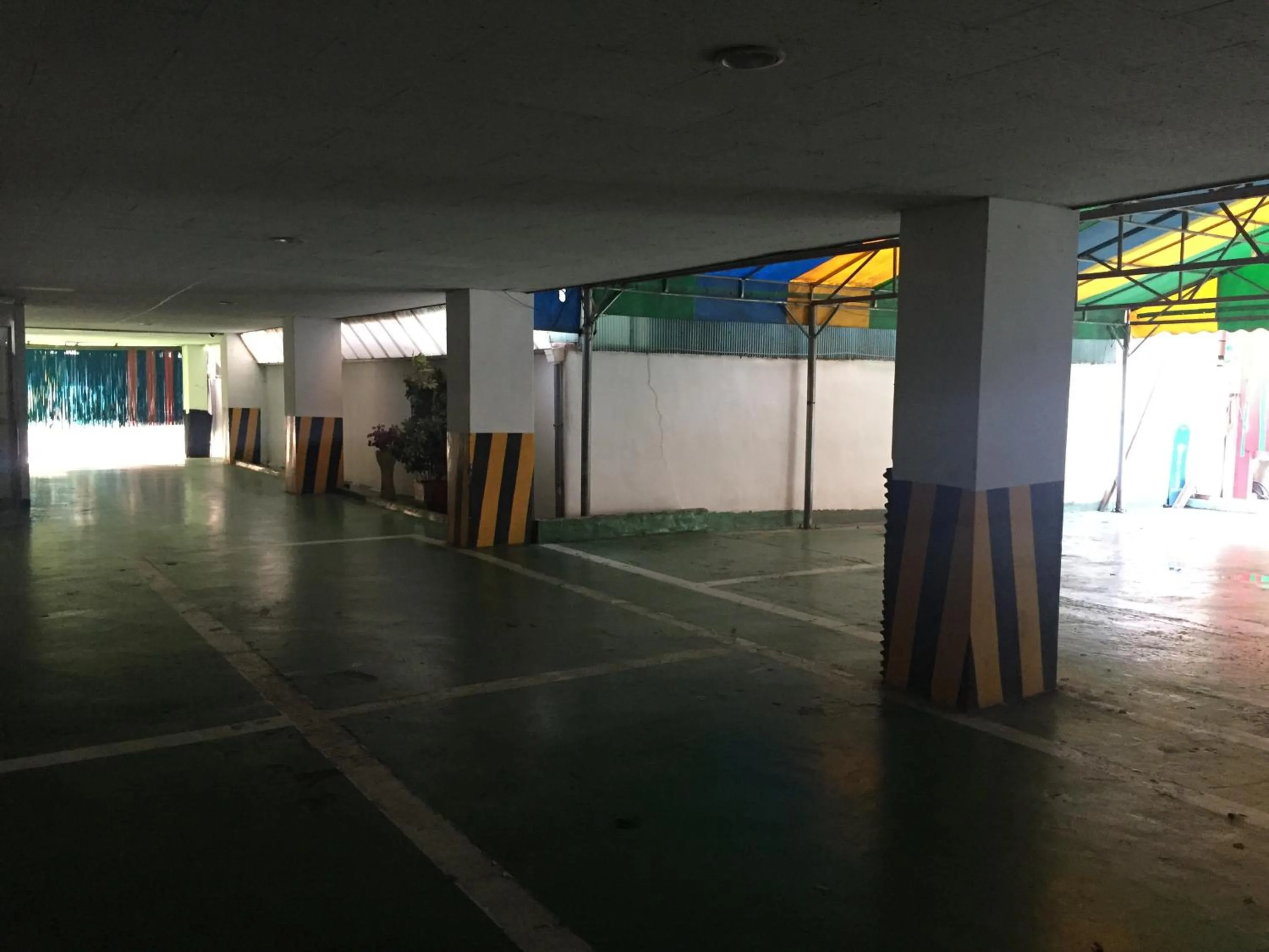 Decorative detail in Prince Hotel