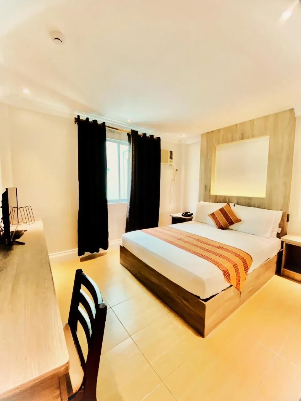 Bed in Hotel Euroasia By BLUEBOOKERS