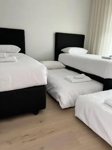 Bed in Keith Motor Inn